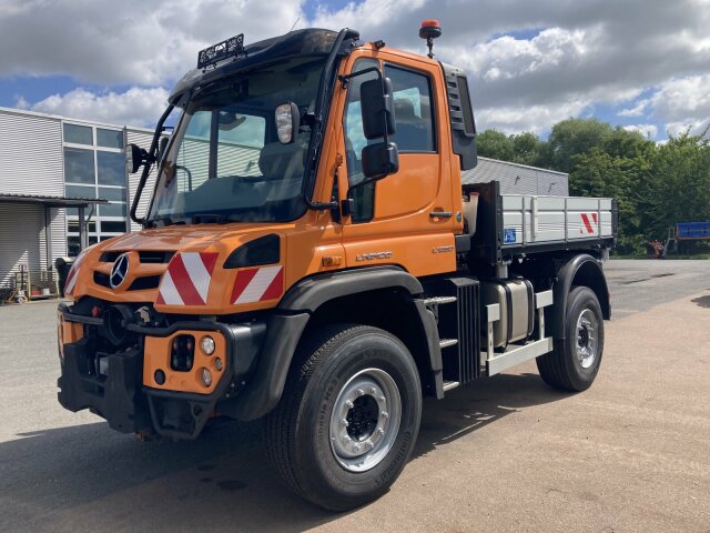 Mercedes-BenzUnimog U 530
