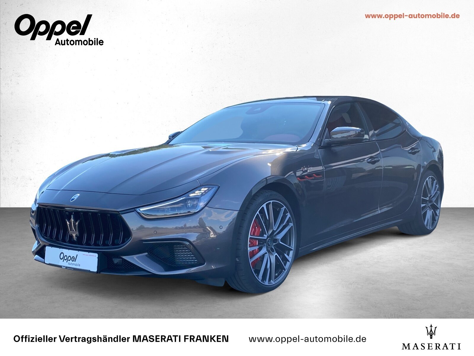 Maserati  Ghibli Trofeo V8 Carbon-Pack+Glasdach+Fahrassist