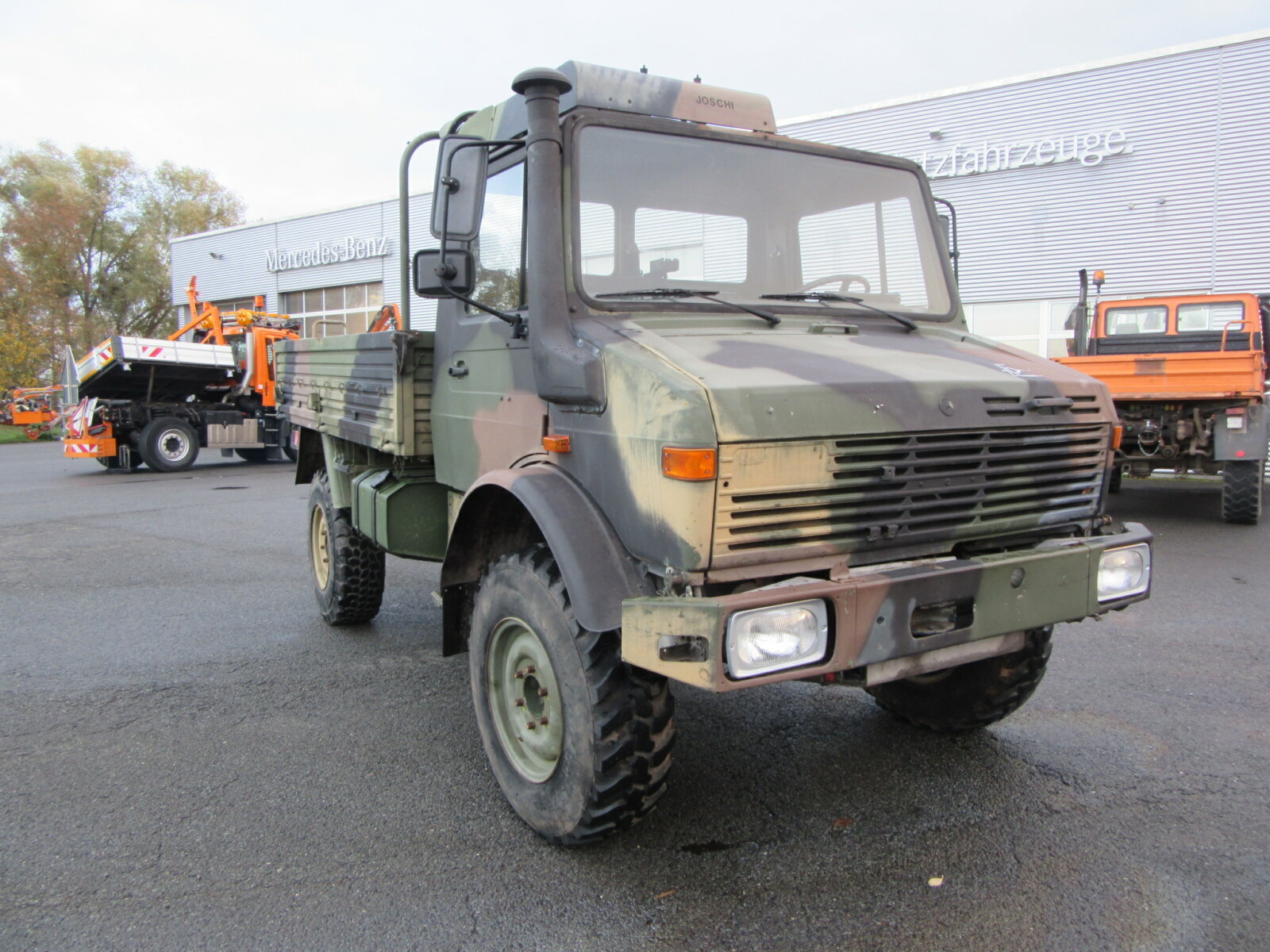 Mercedes Benz Unimog U 1300 L In Wiedemar | HENNE