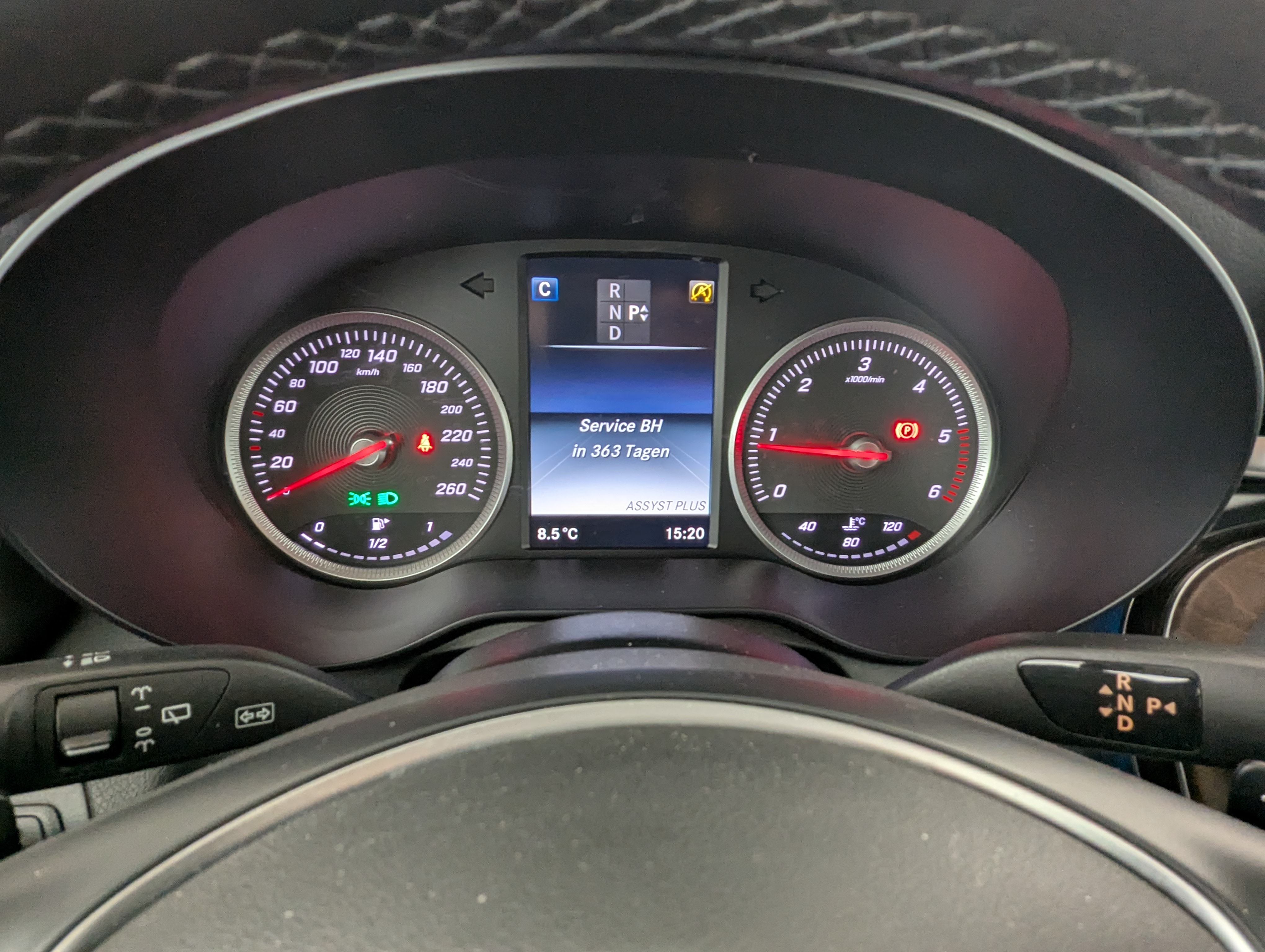Vehicle image 21