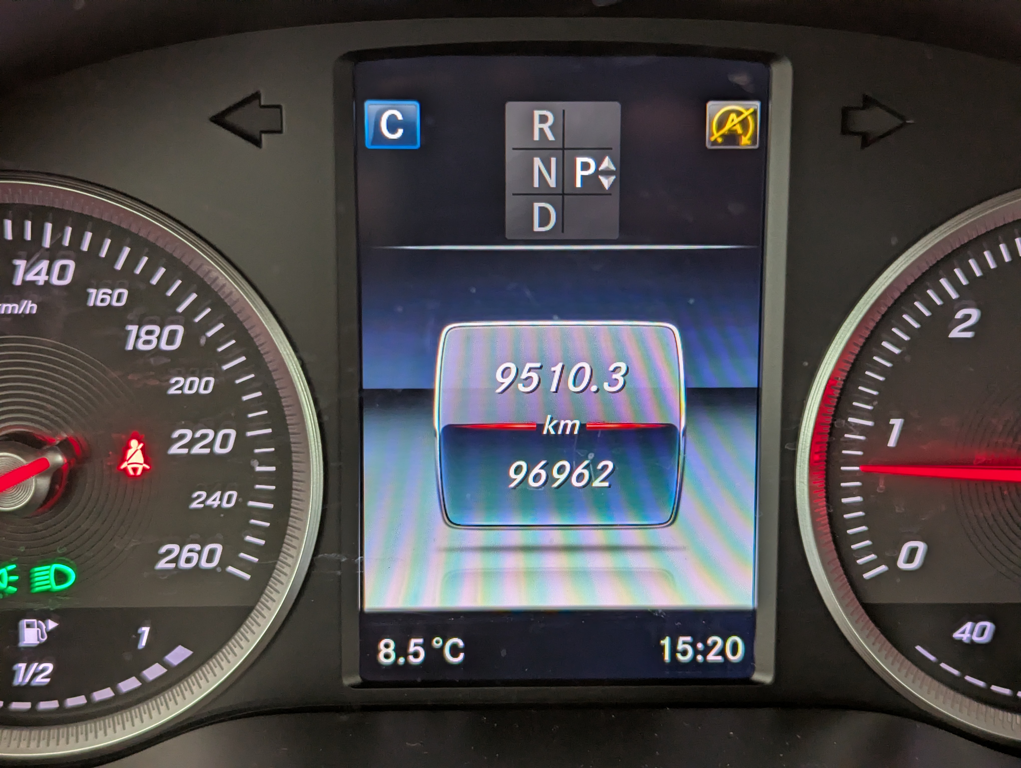 Vehicle image 22
