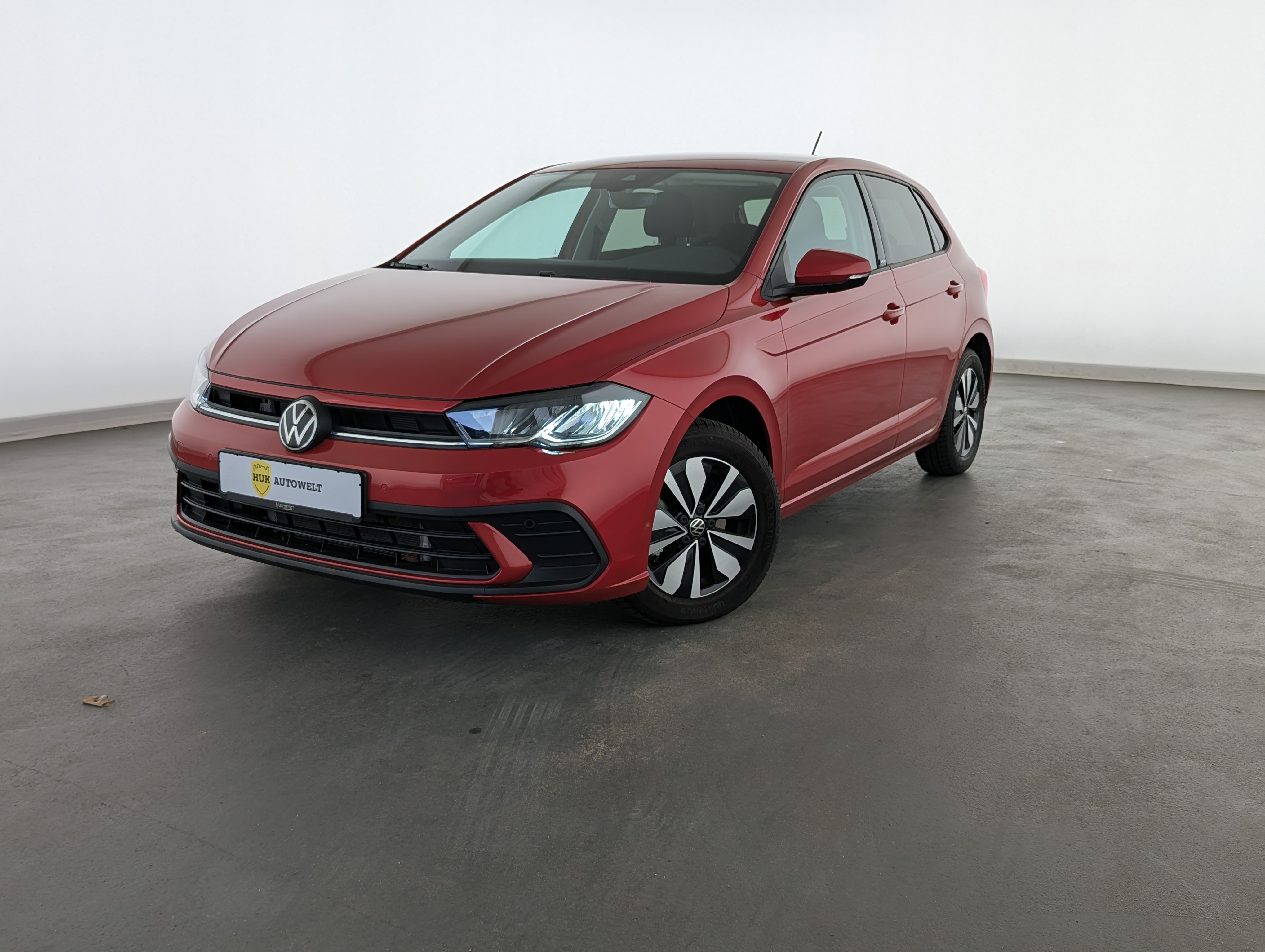 Vehicle image 0