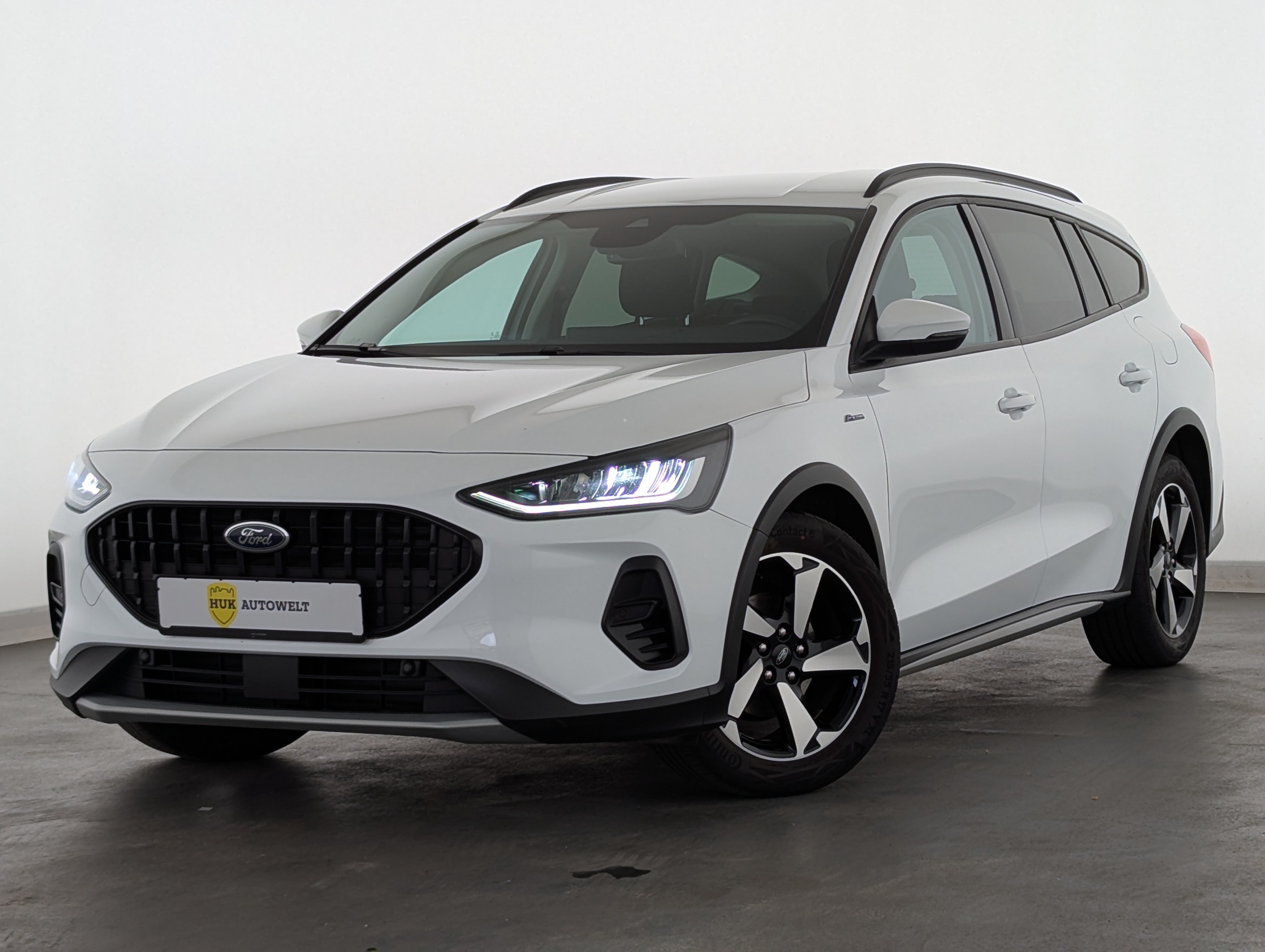 Vehicle image 0