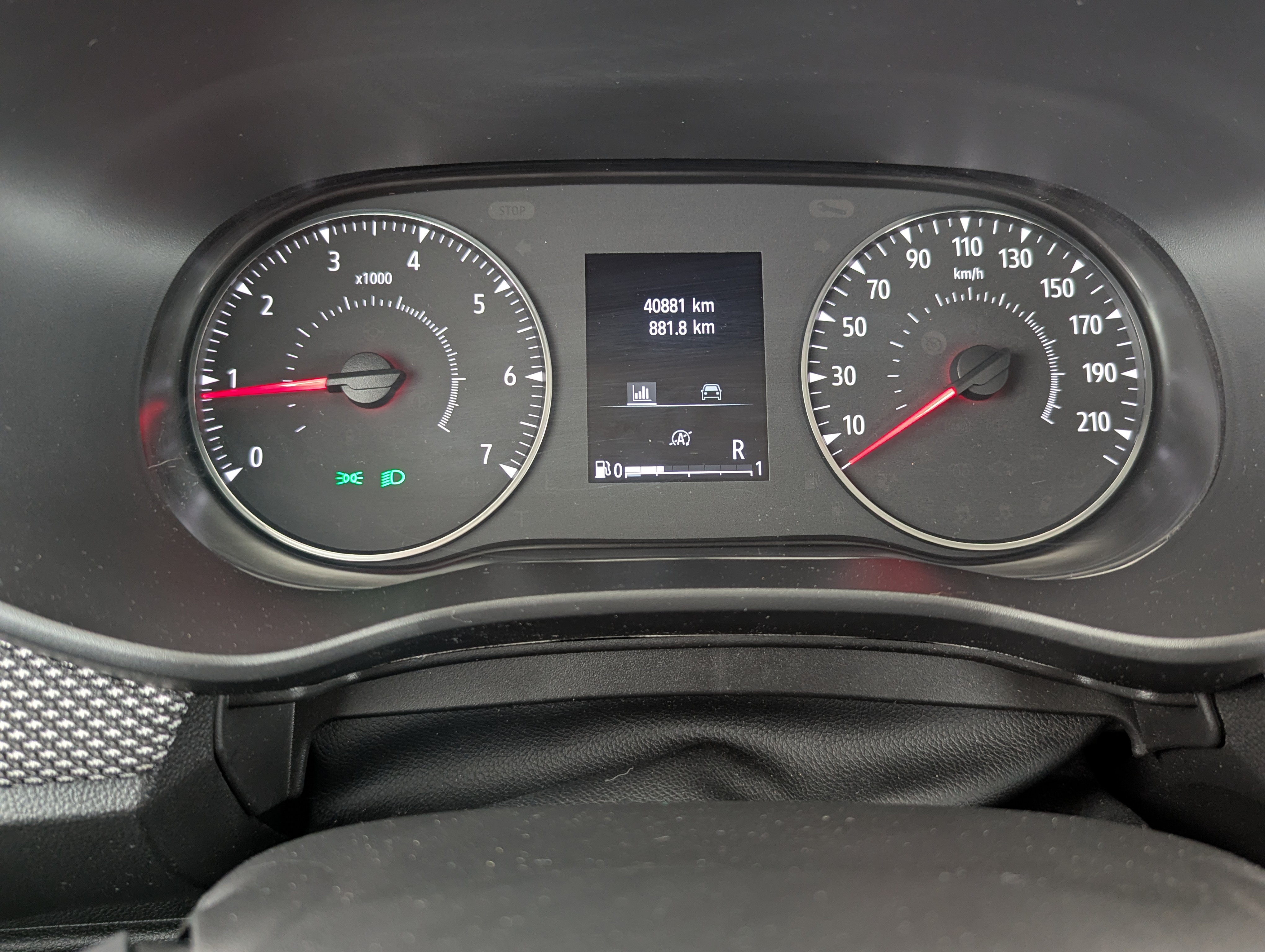 Vehicle image 21