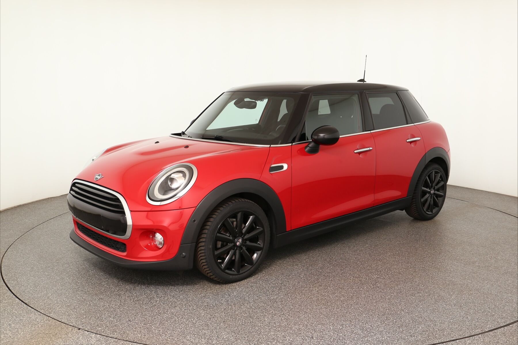 Vehicle image 0