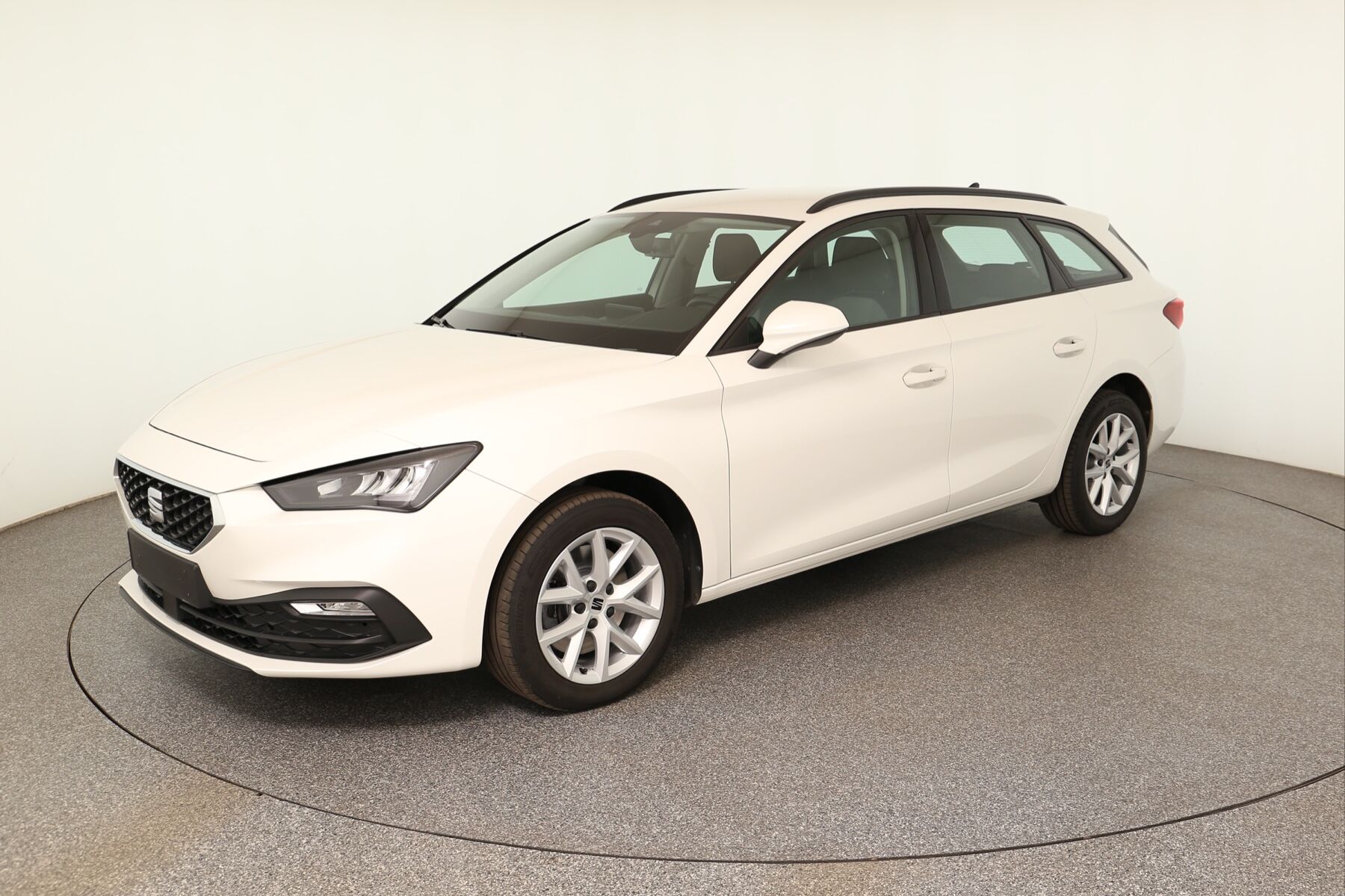 Vehicle image 0