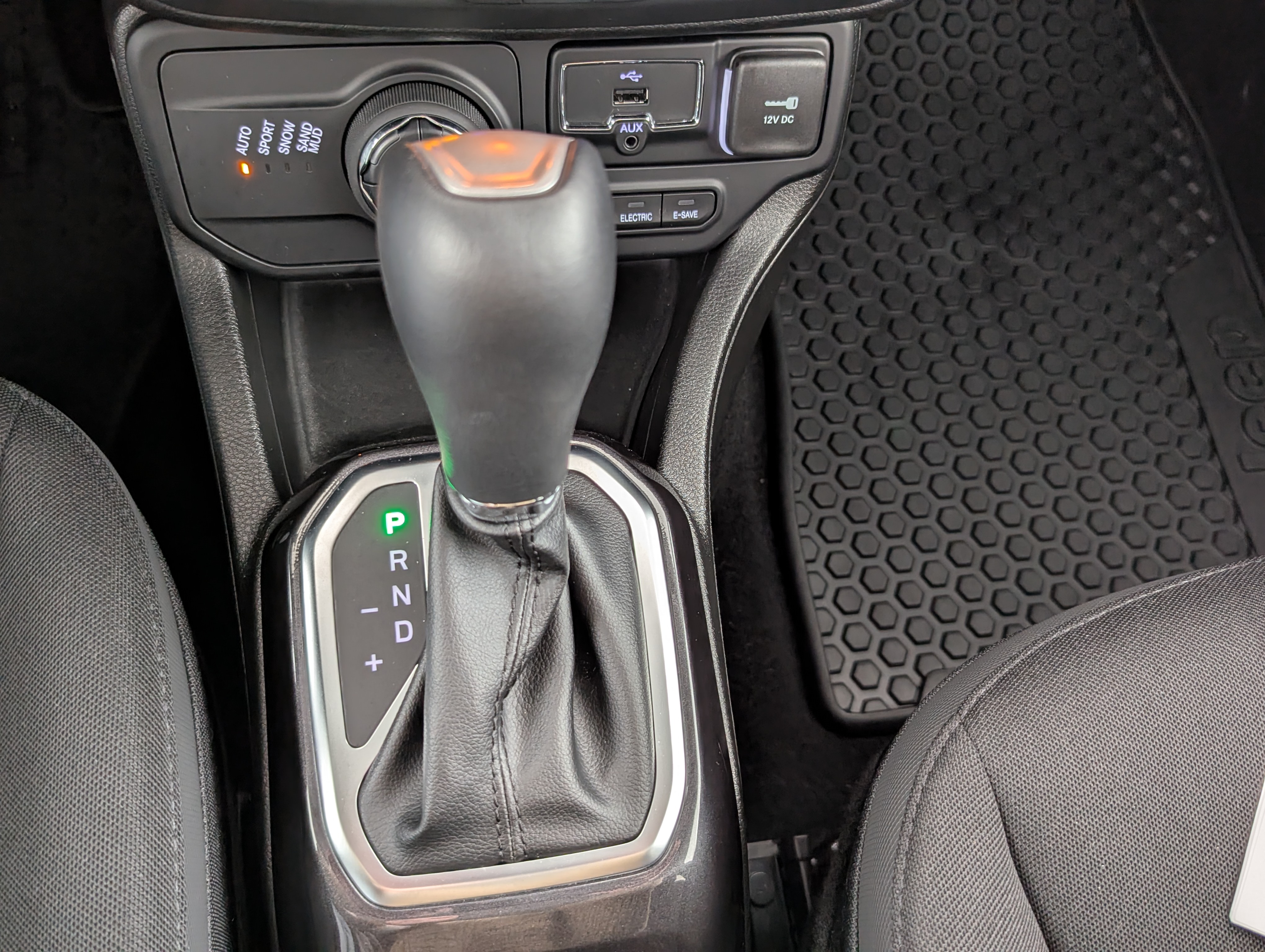 Vehicle image 18