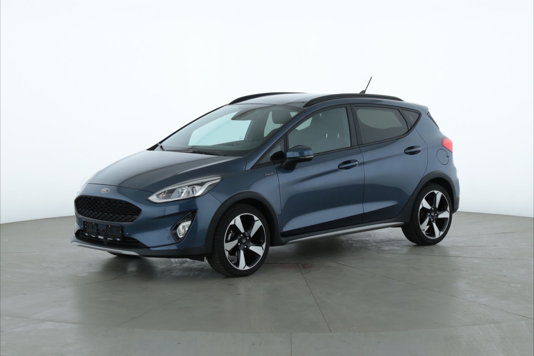 Vehicle image 0