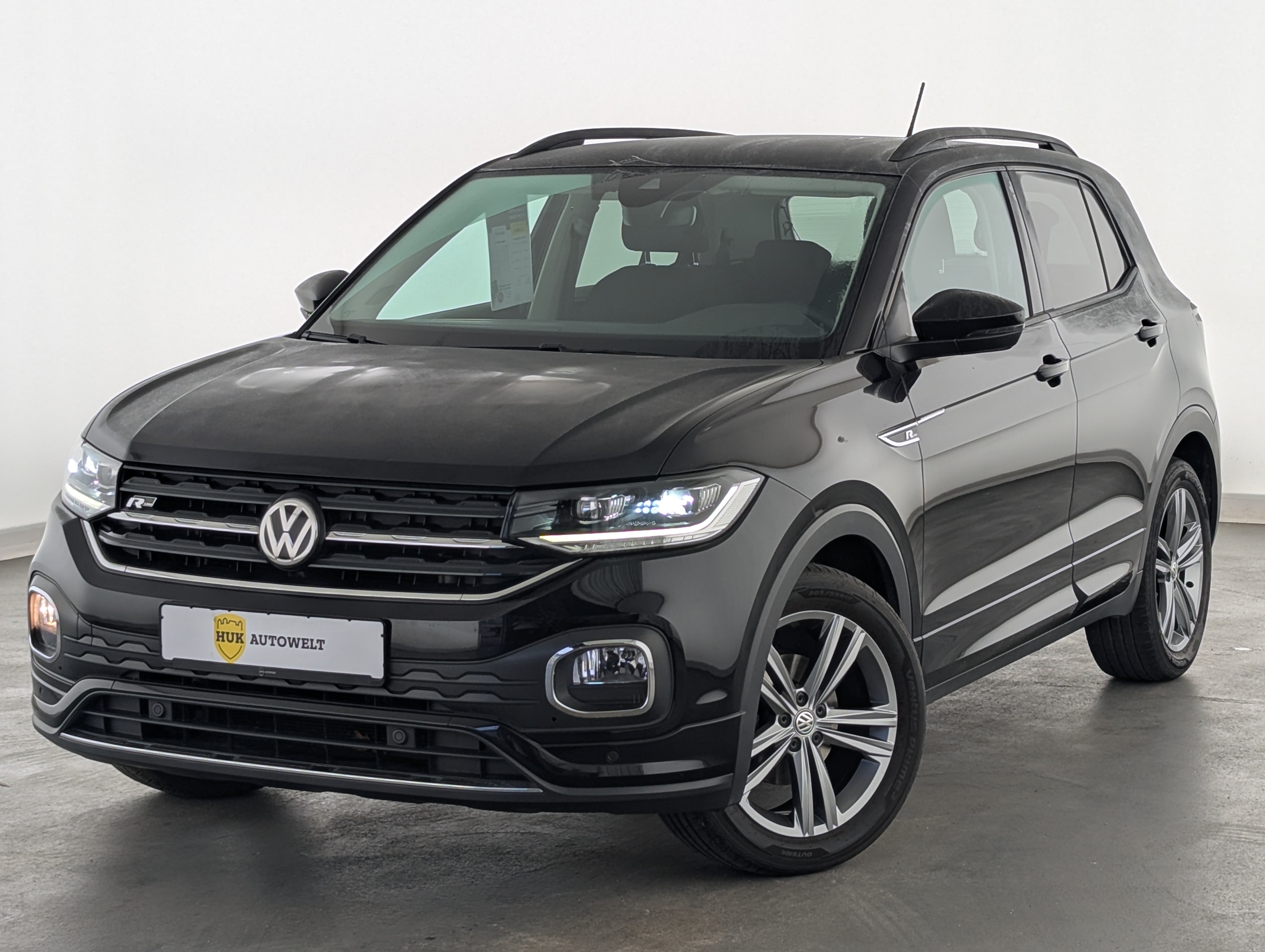 Vehicle image 0
