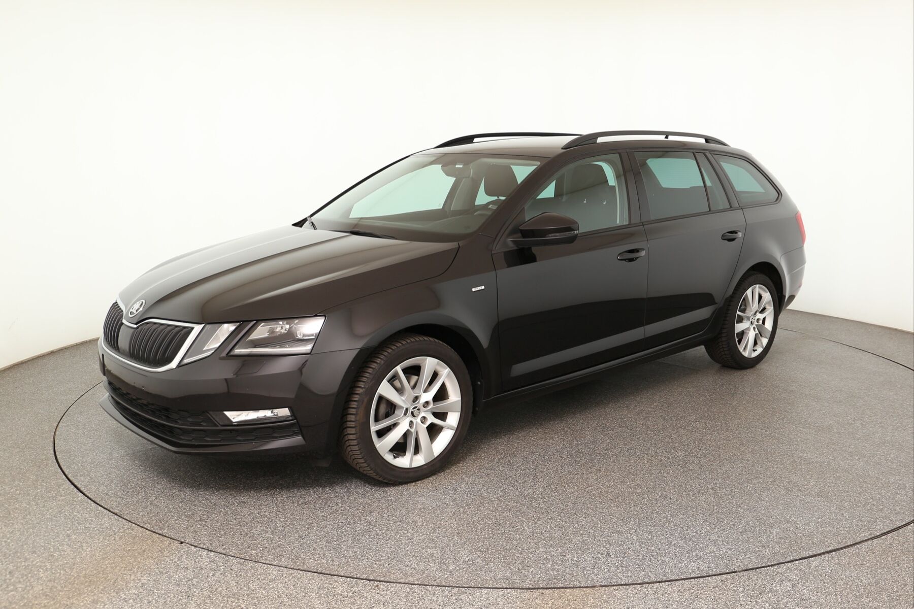 Vehicle image 0