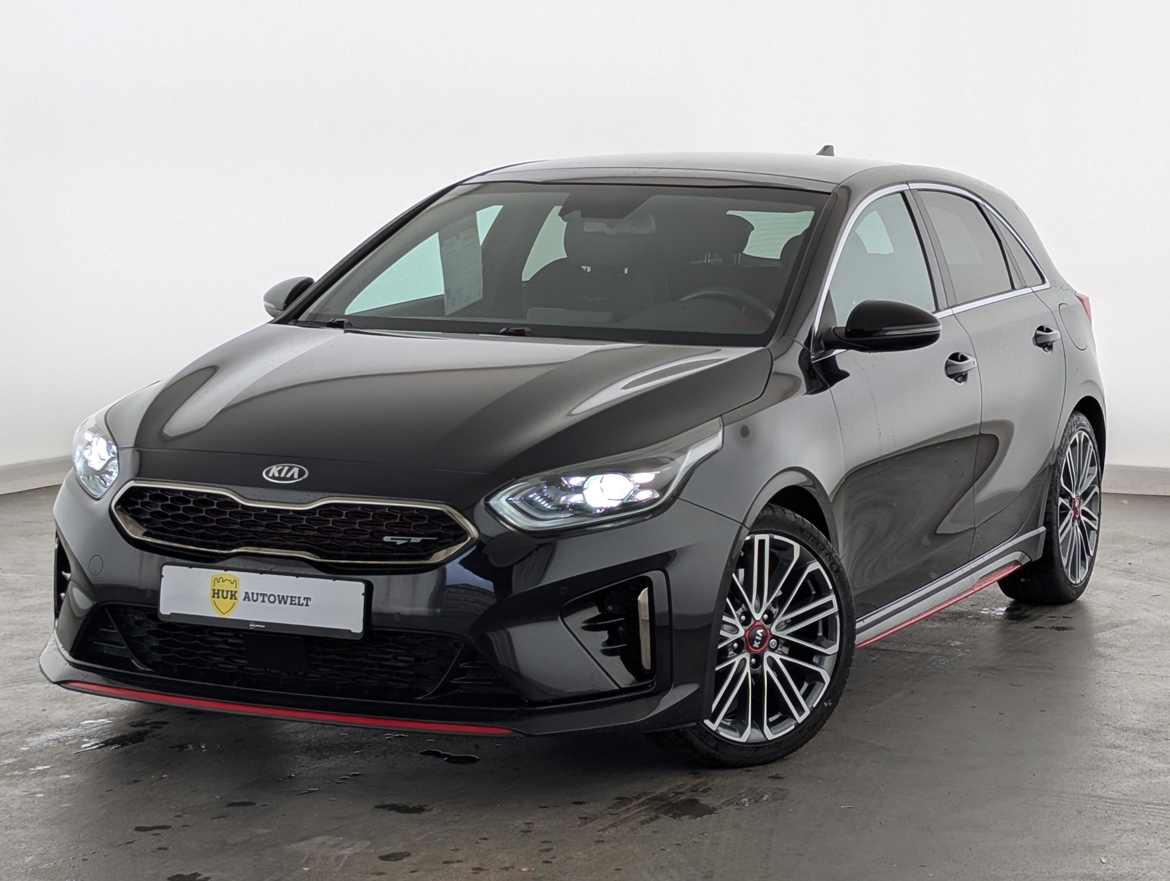 Vehicle image 0