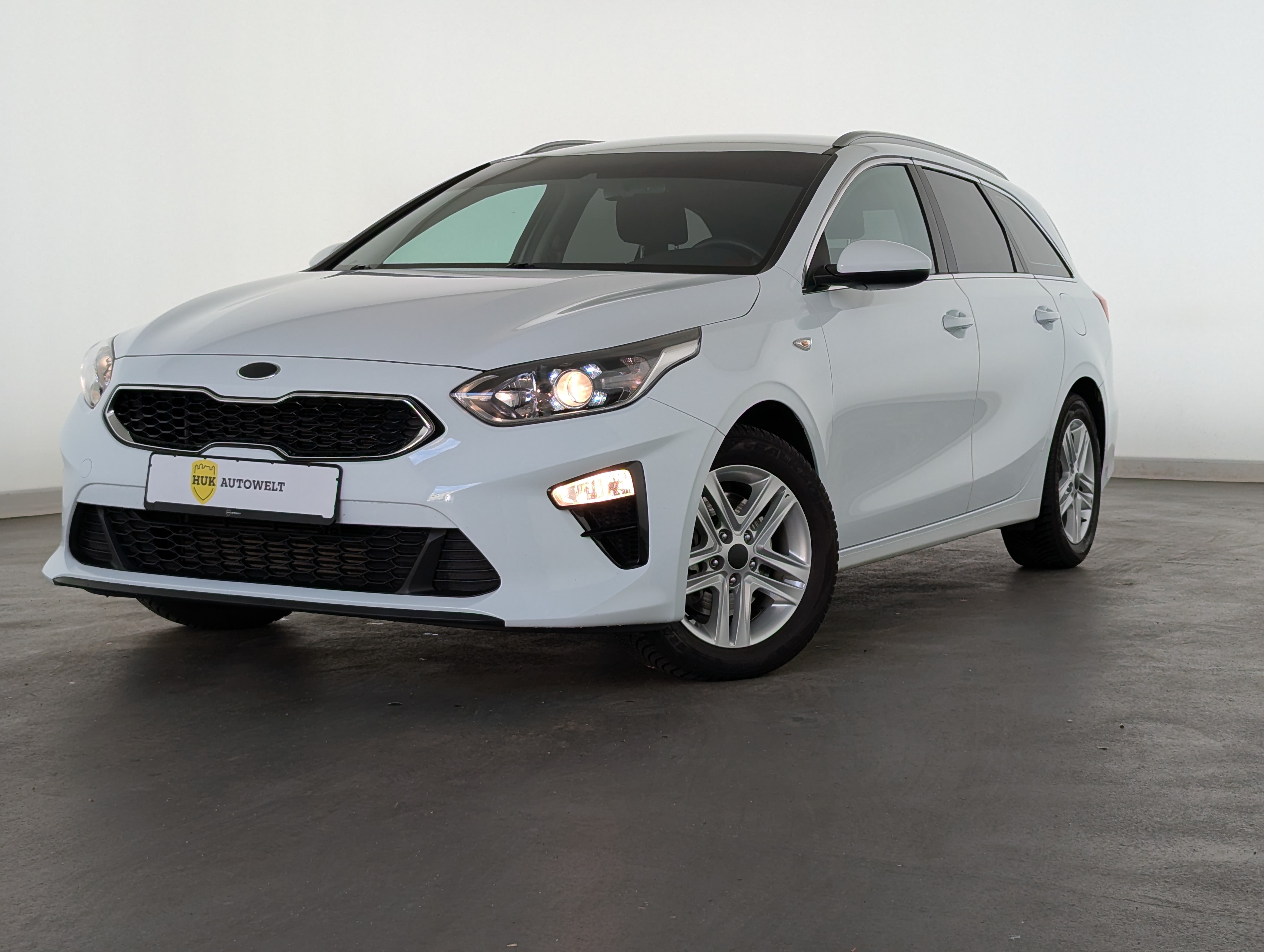 Vehicle image 0