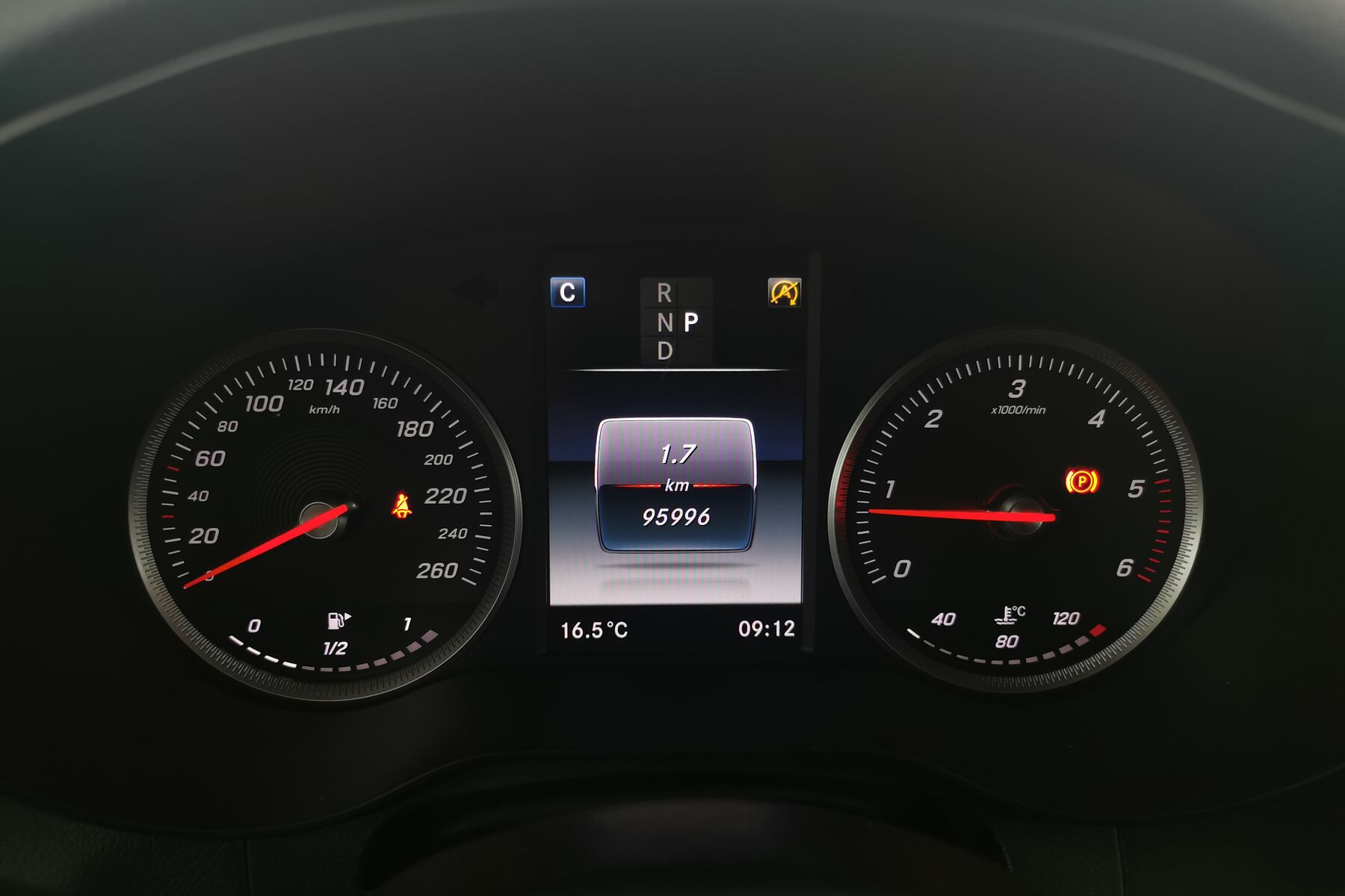 Vehicle image 6