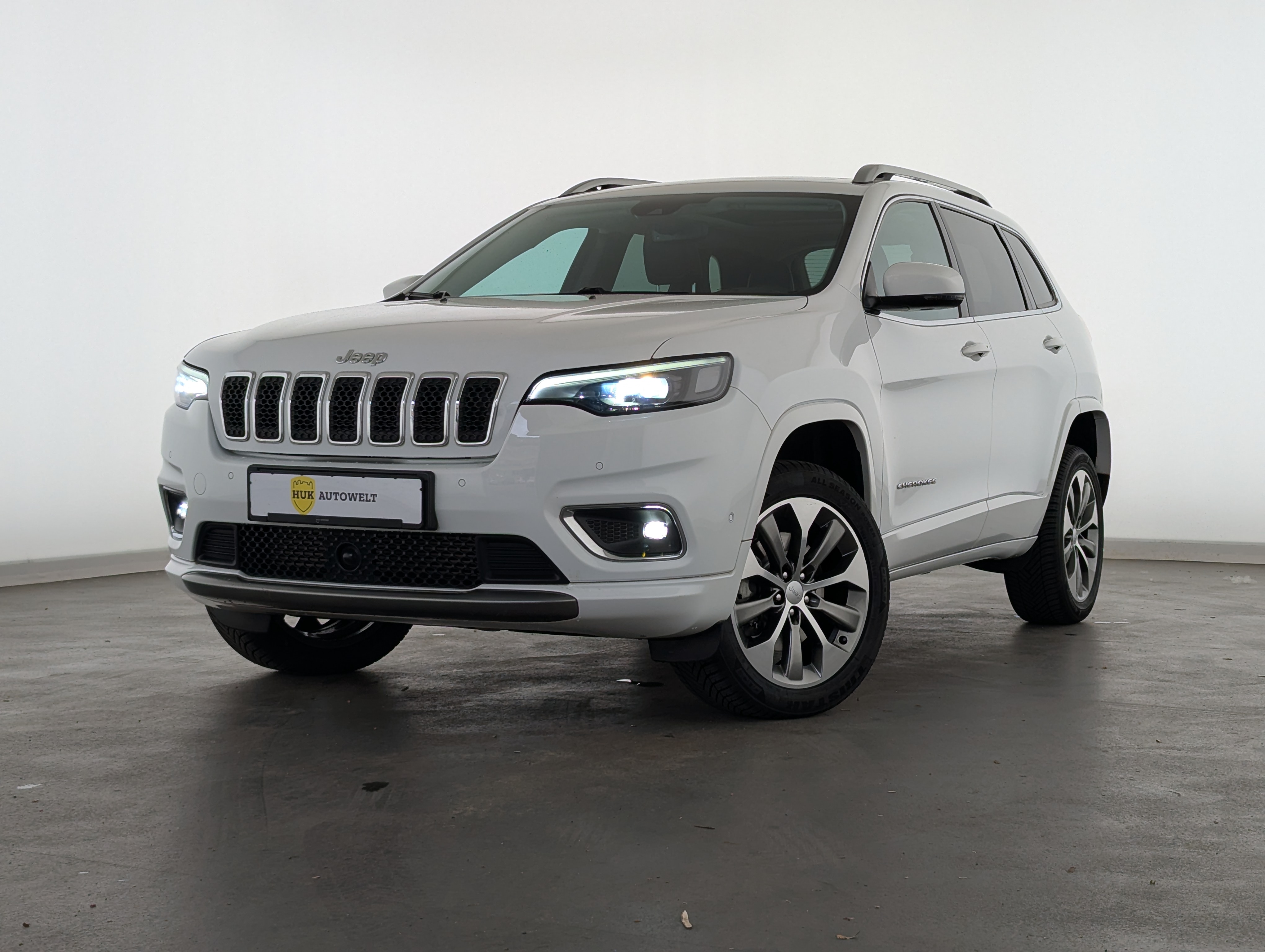 Vehicle image 0