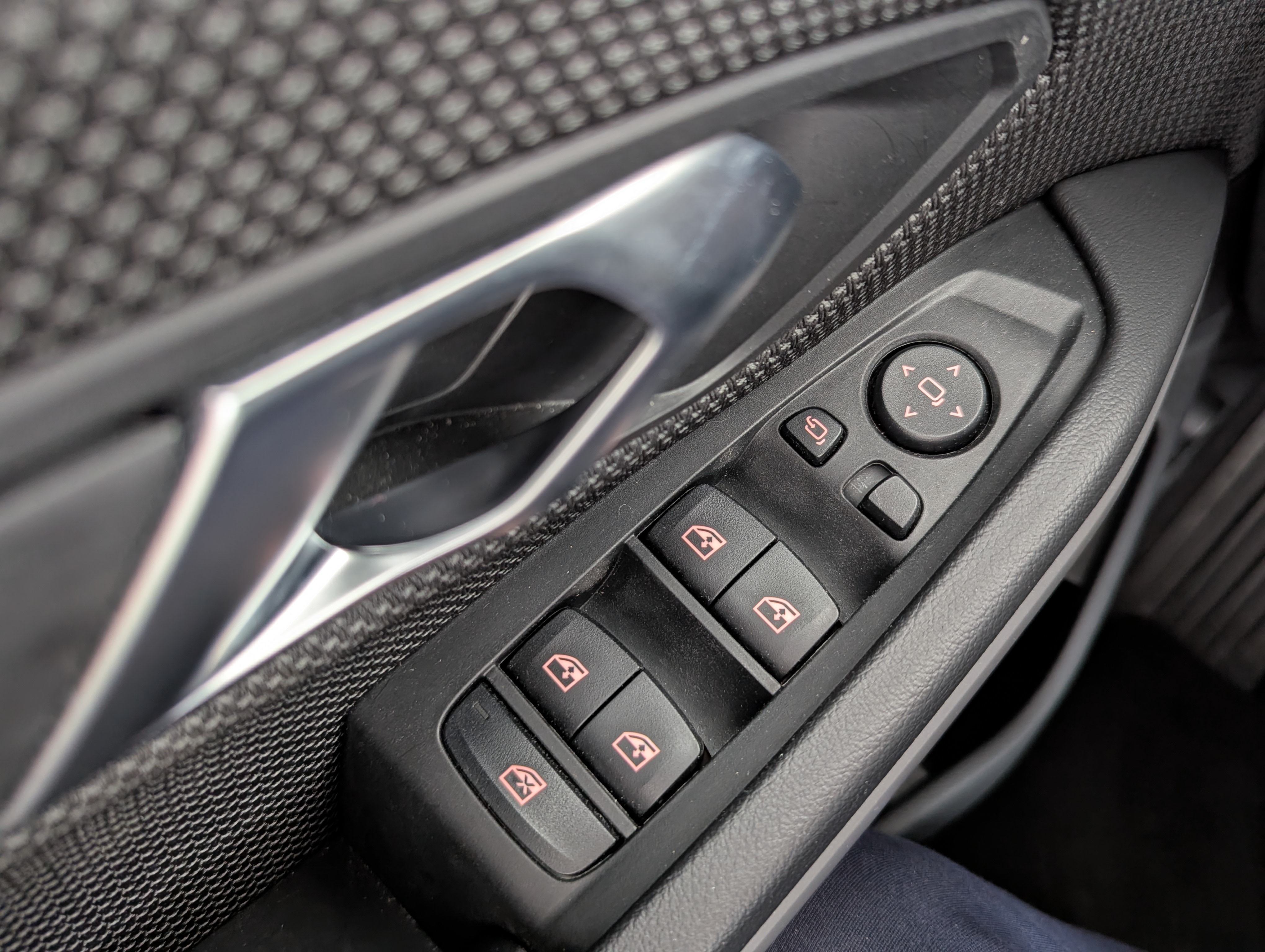 Vehicle image 24