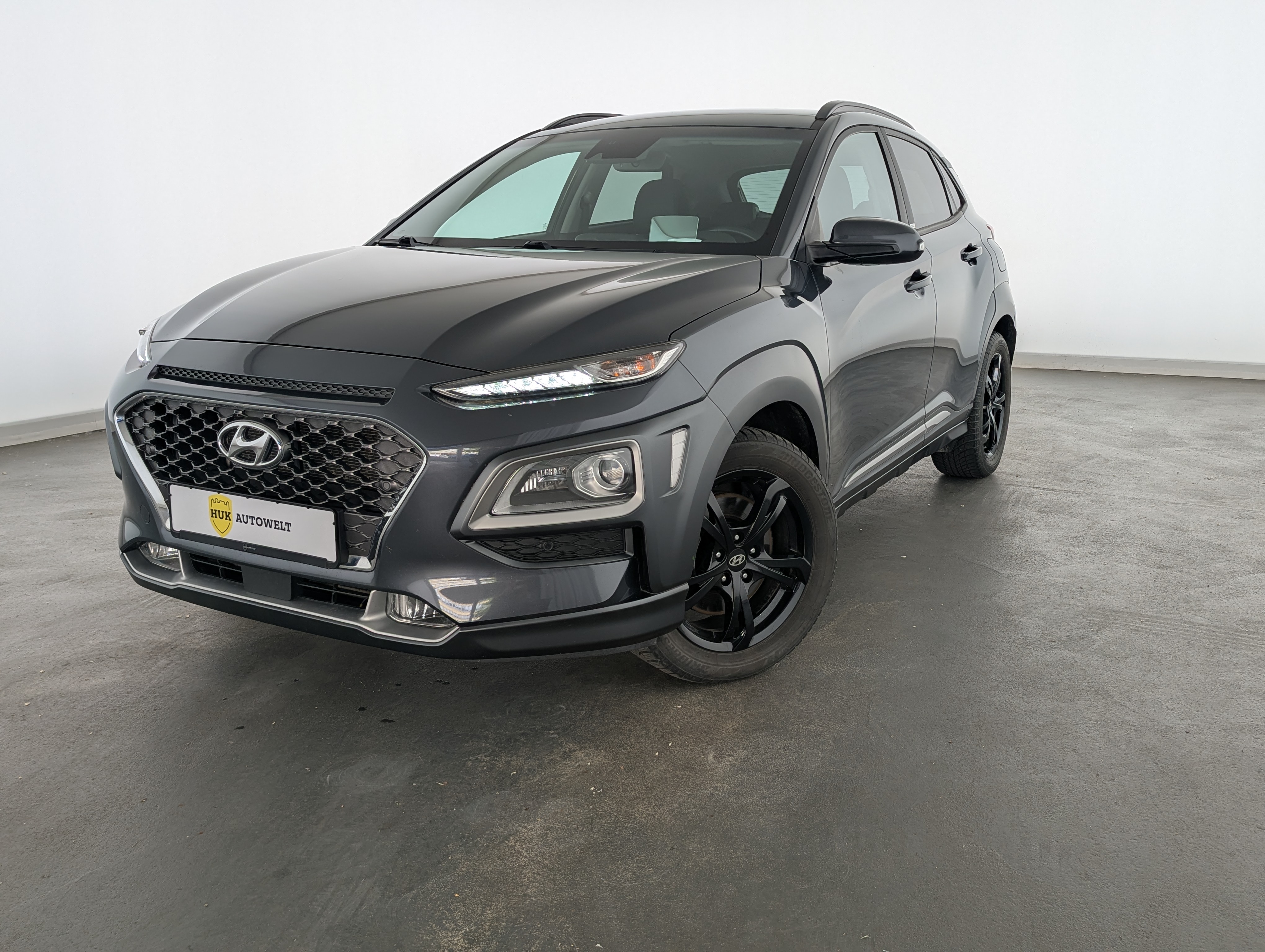 Vehicle image 0