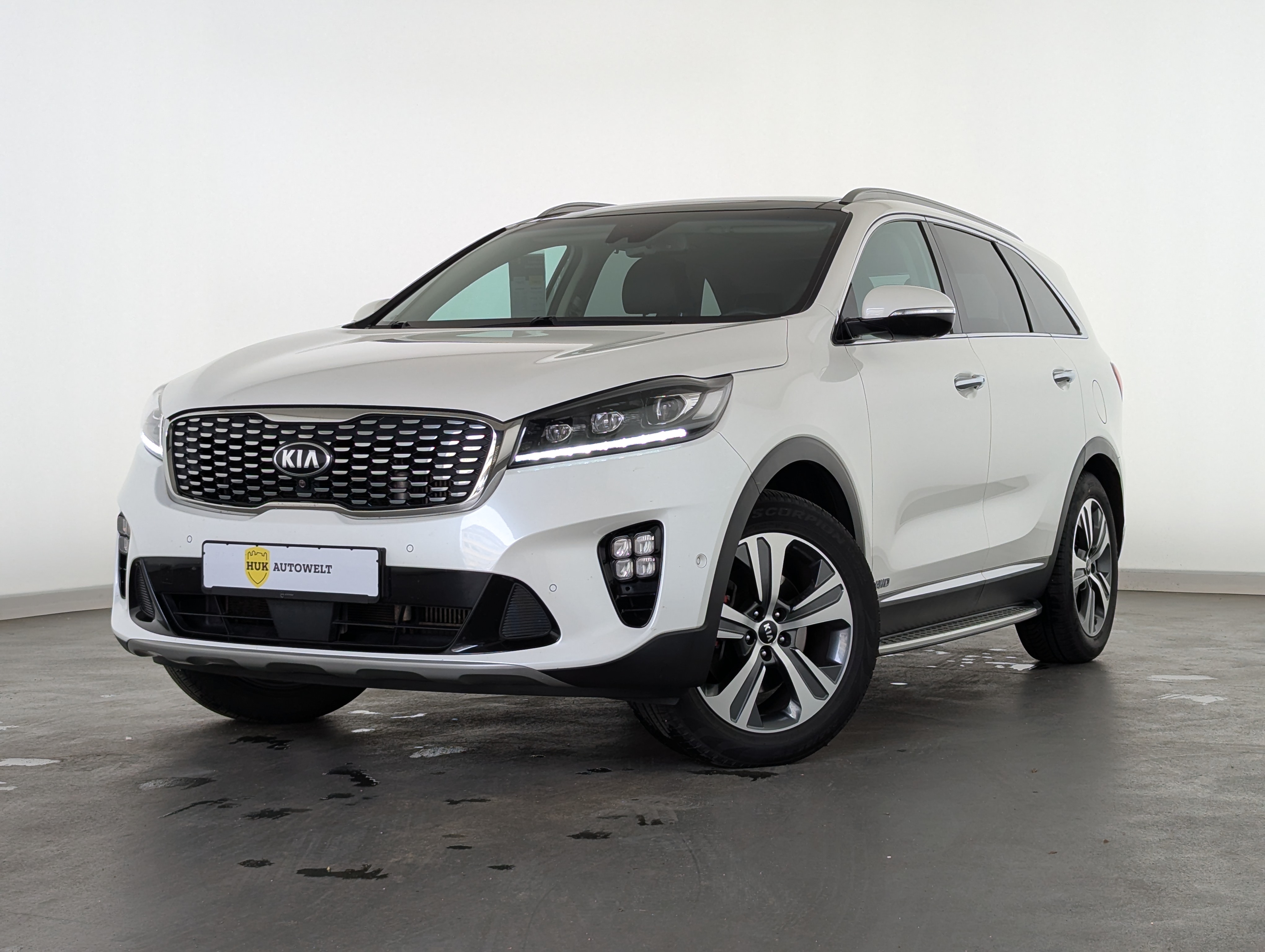 Vehicle image 0