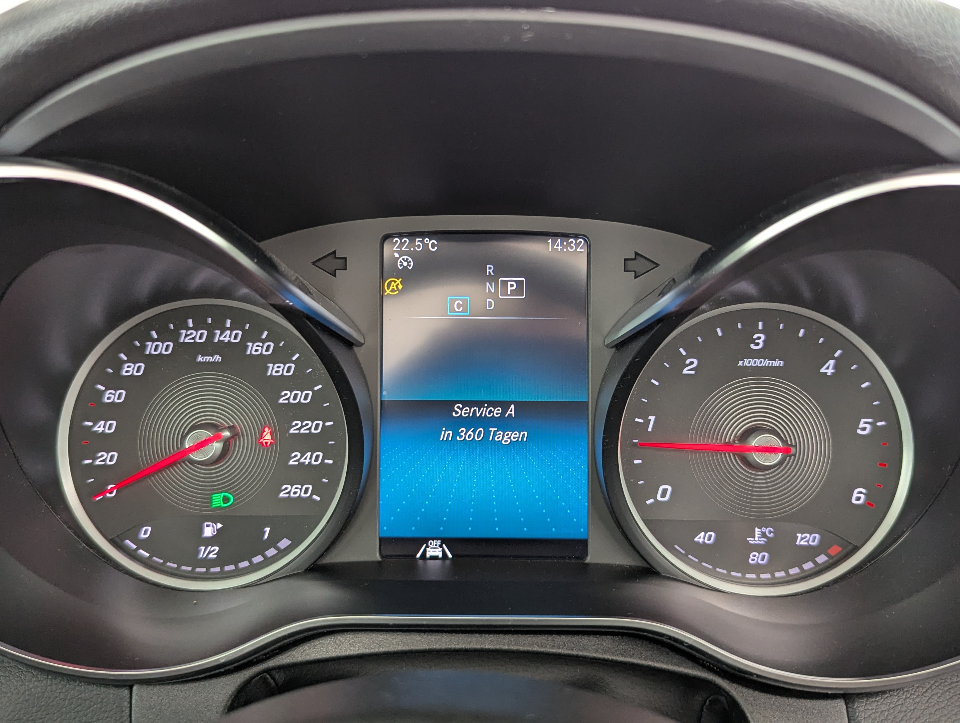 Vehicle image 20