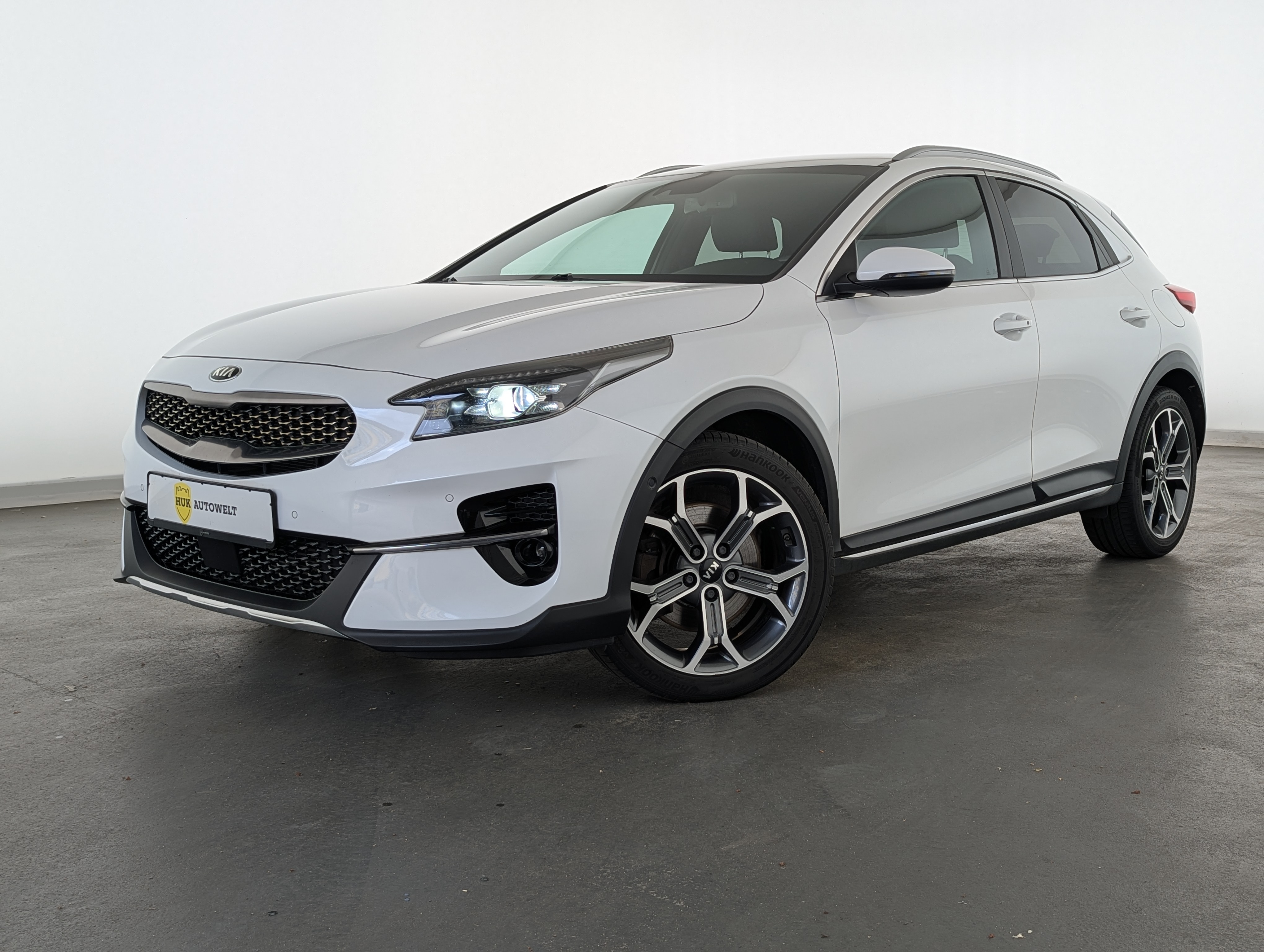 Vehicle image 0