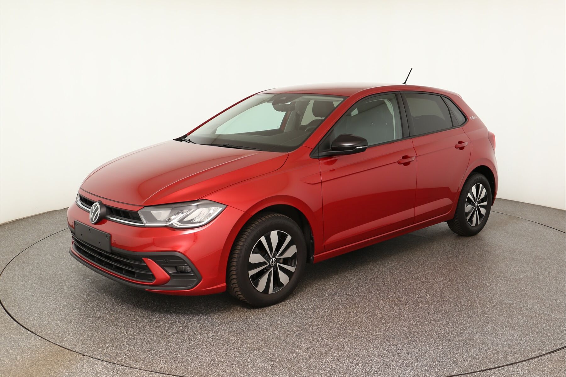Vehicle image 0