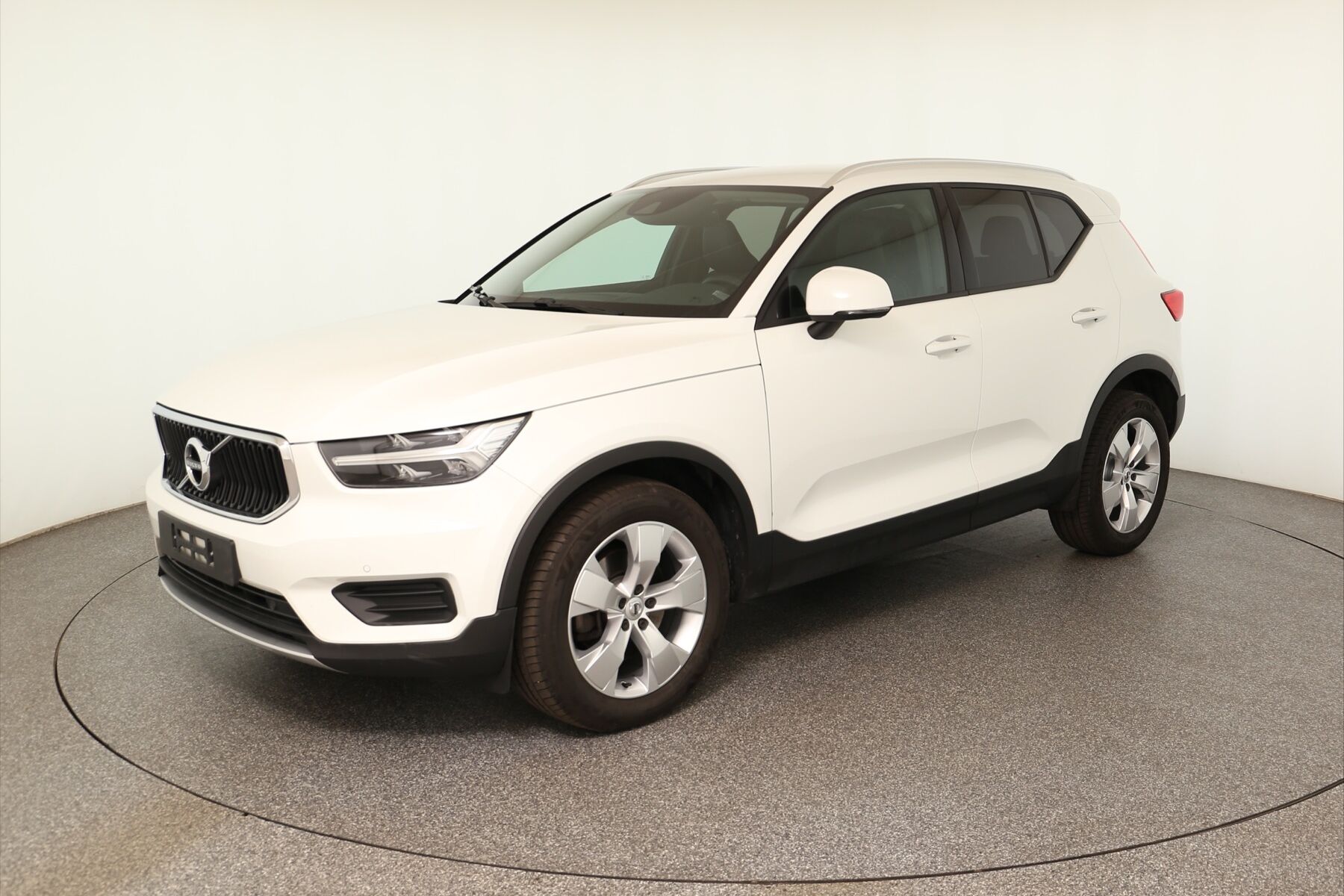 Vehicle image 0