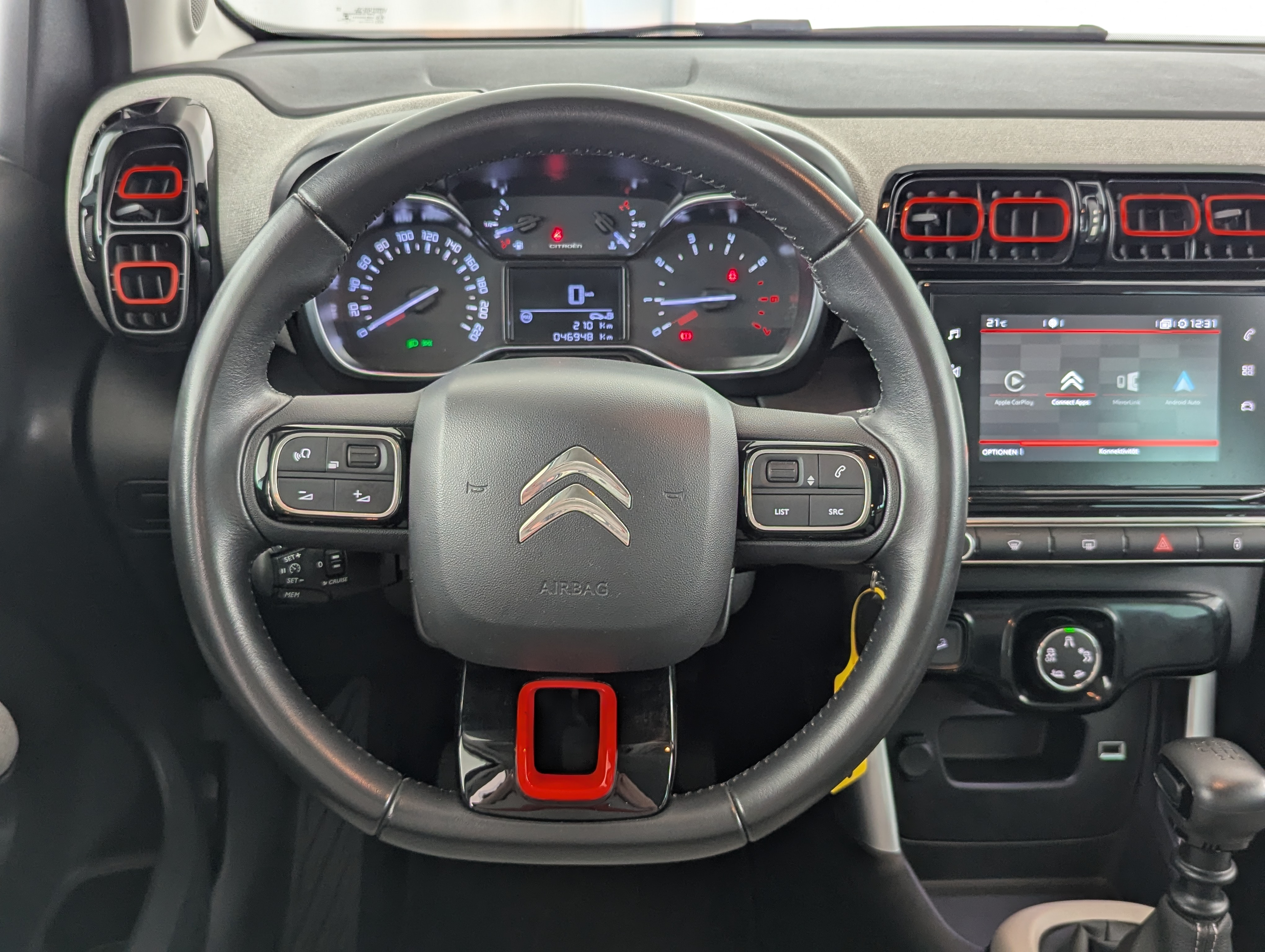 Vehicle image 14
