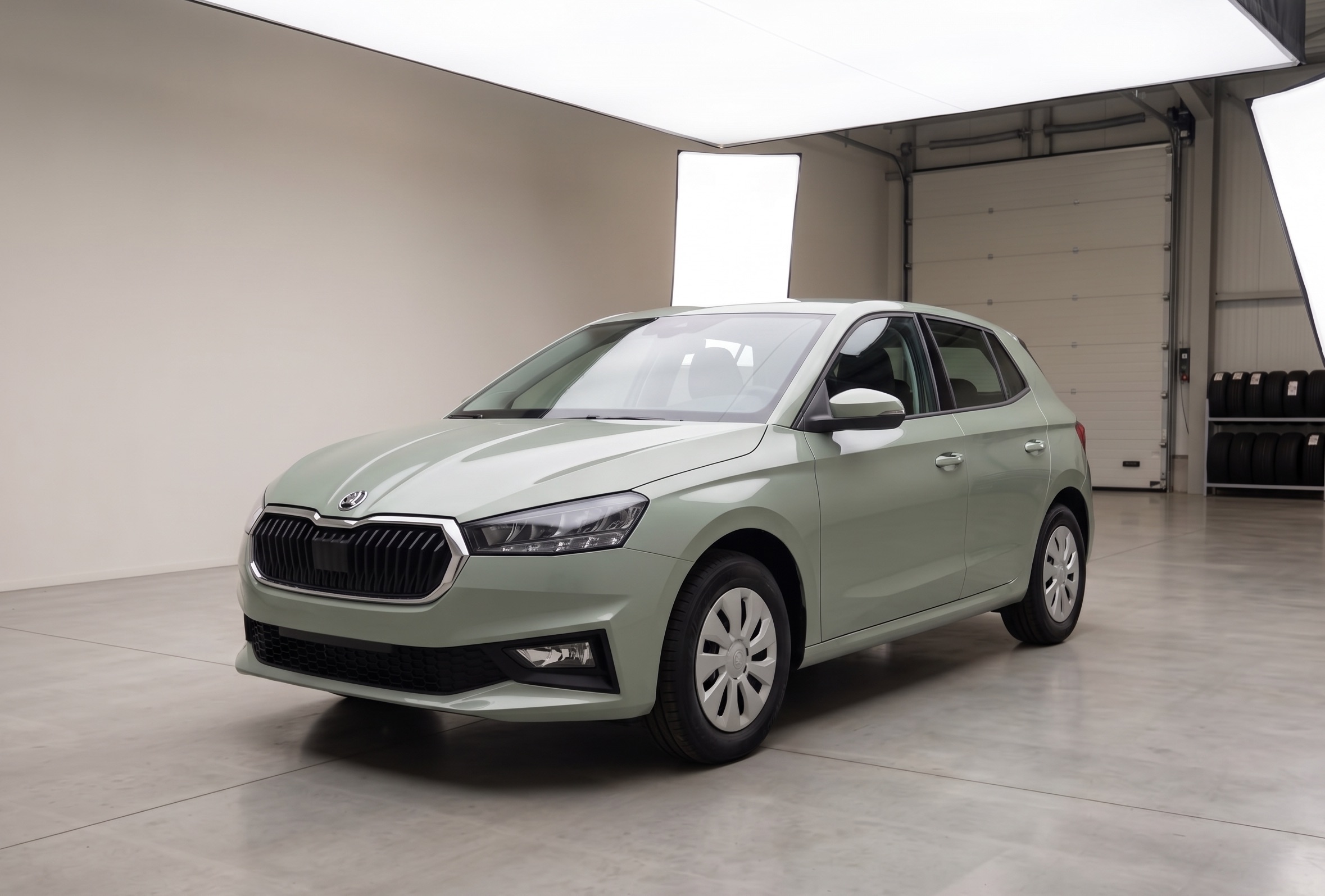 Vehicle image 0