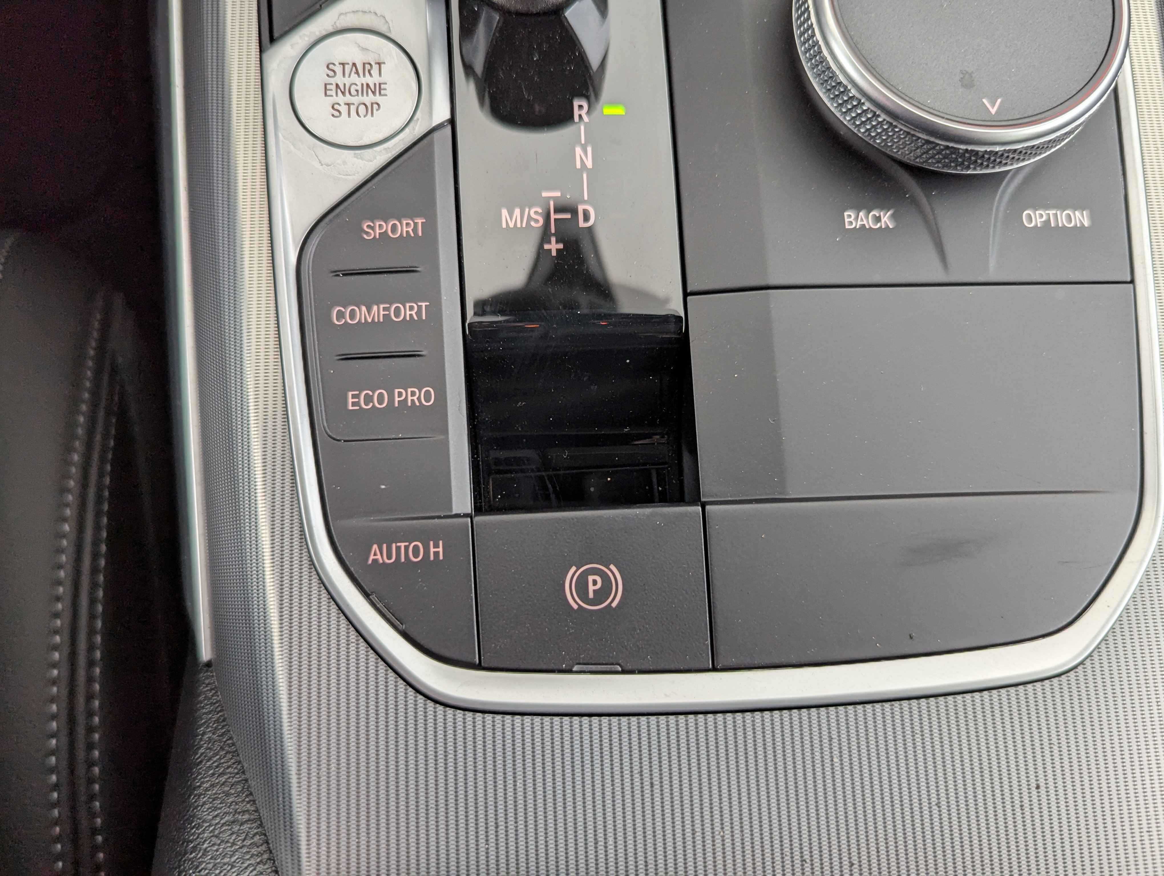 Vehicle image 21
