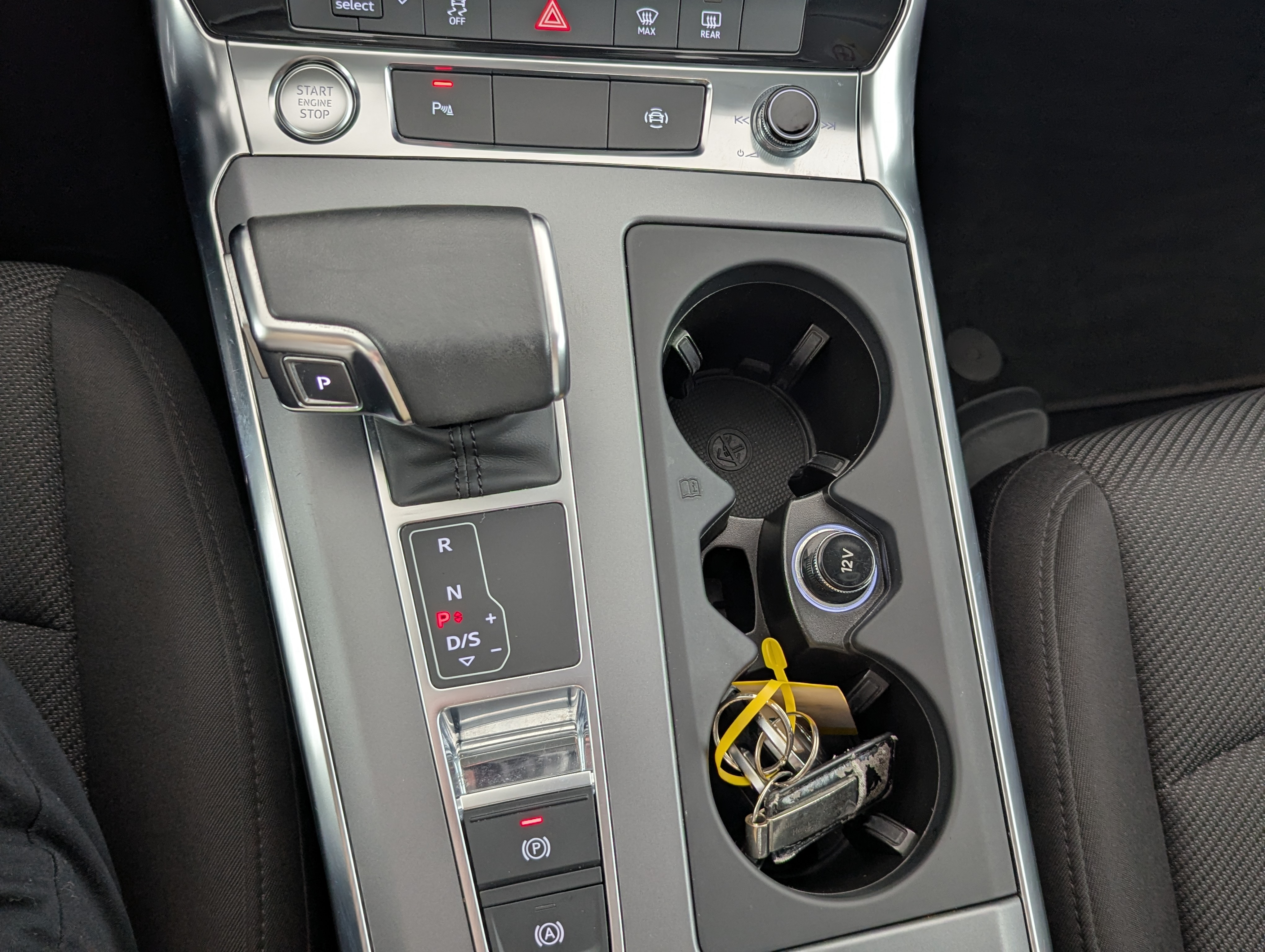 Vehicle image 18