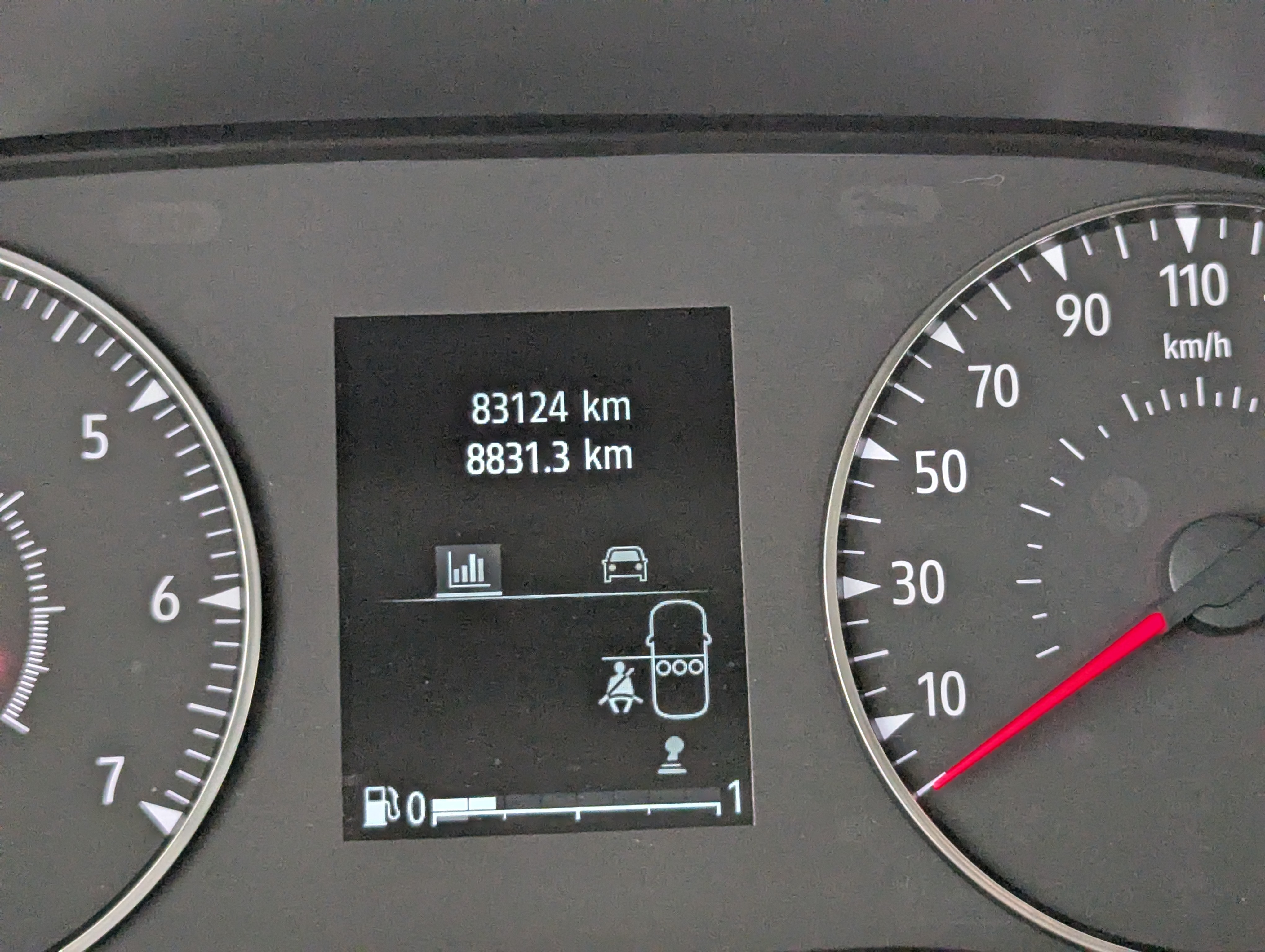 Vehicle image 23