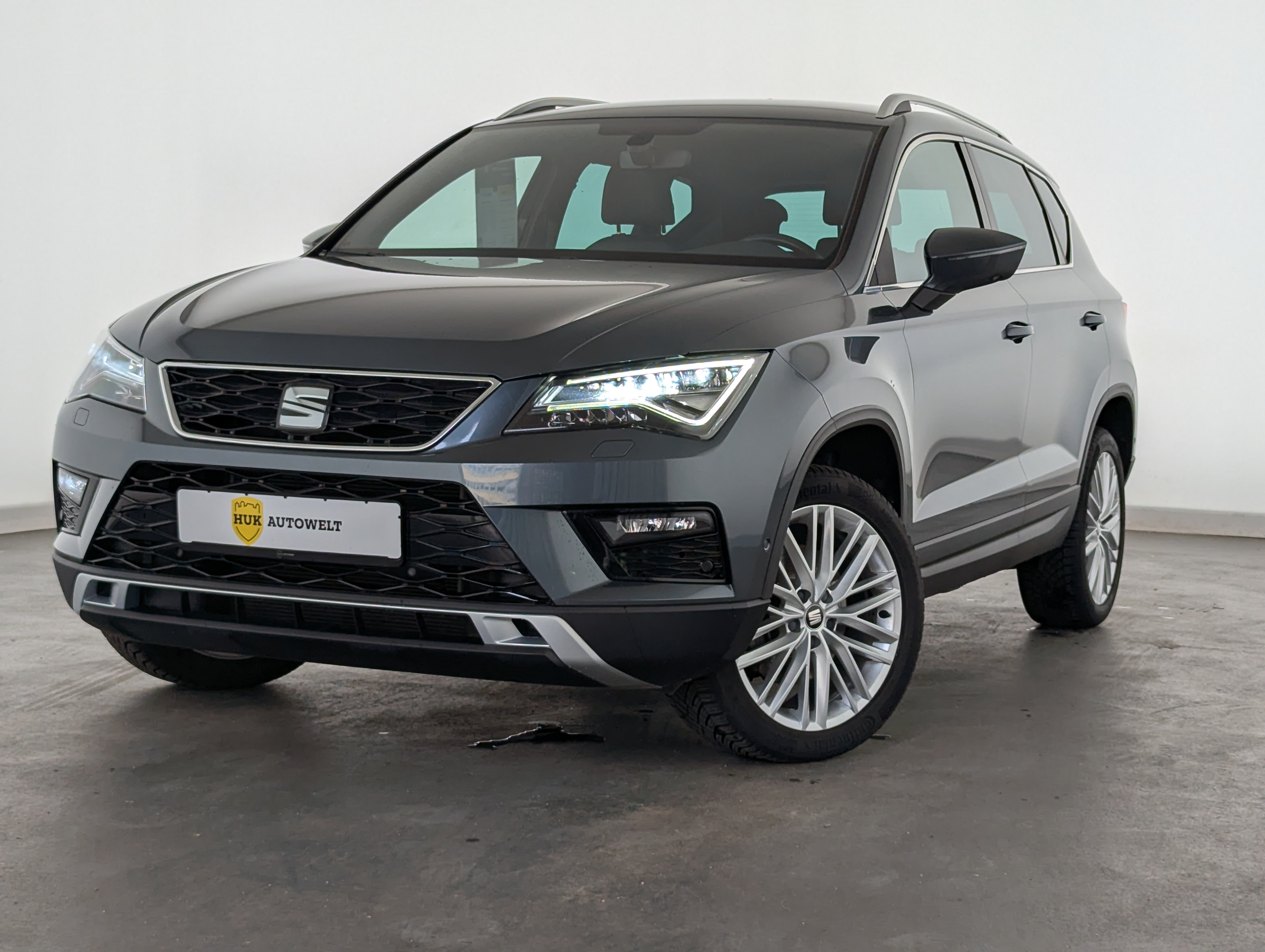 Vehicle image 0