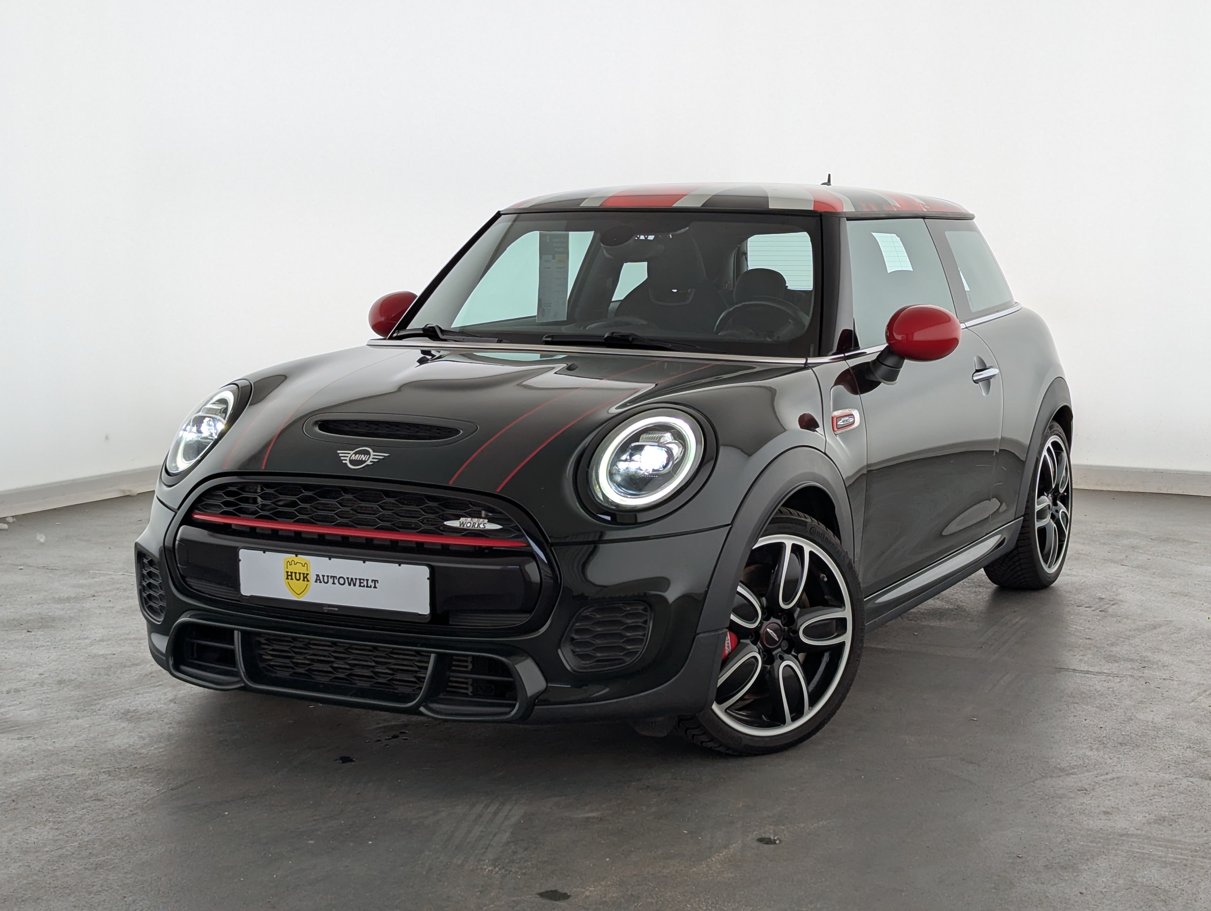 Vehicle image 0
