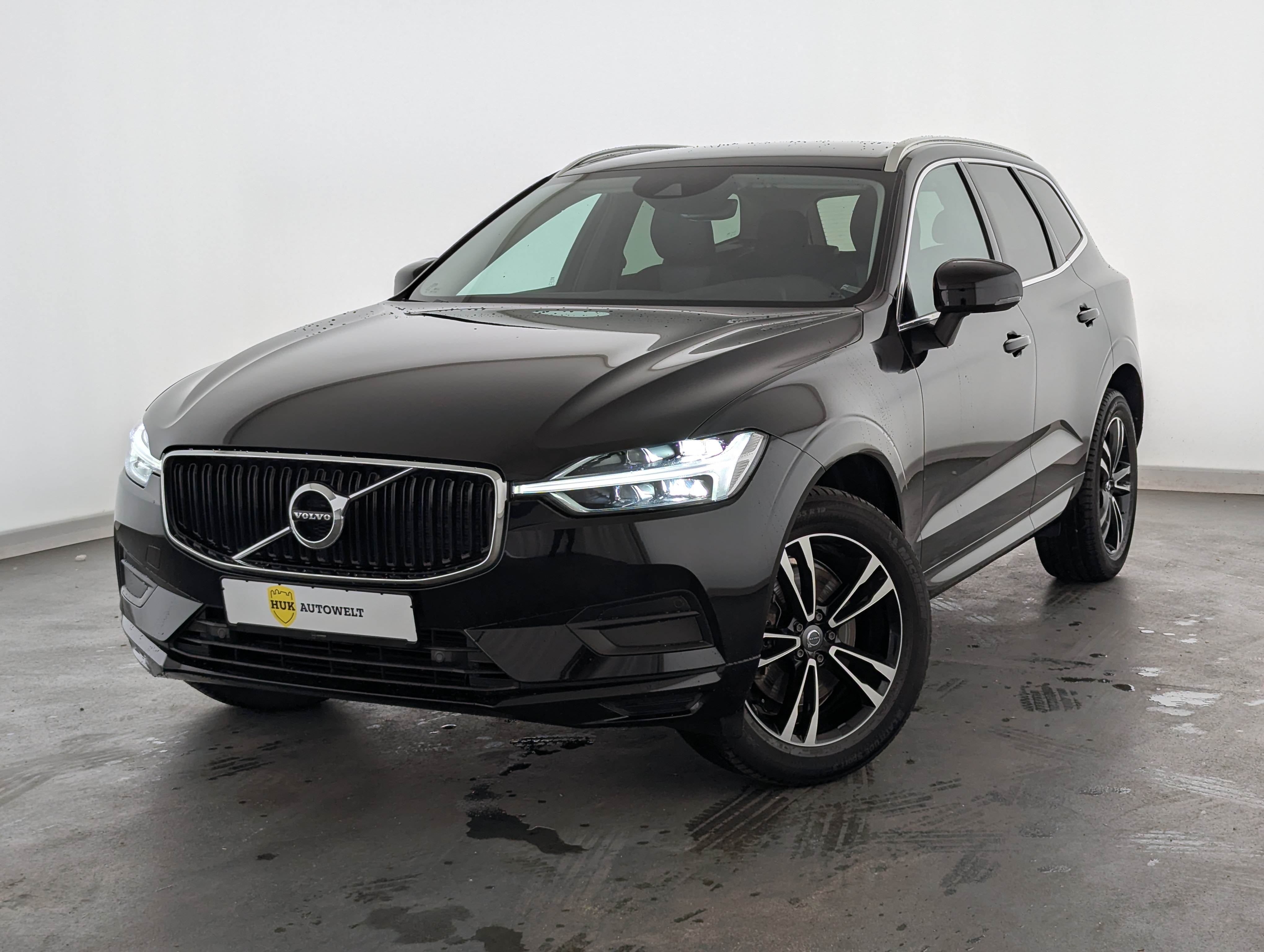 Vehicle image 0