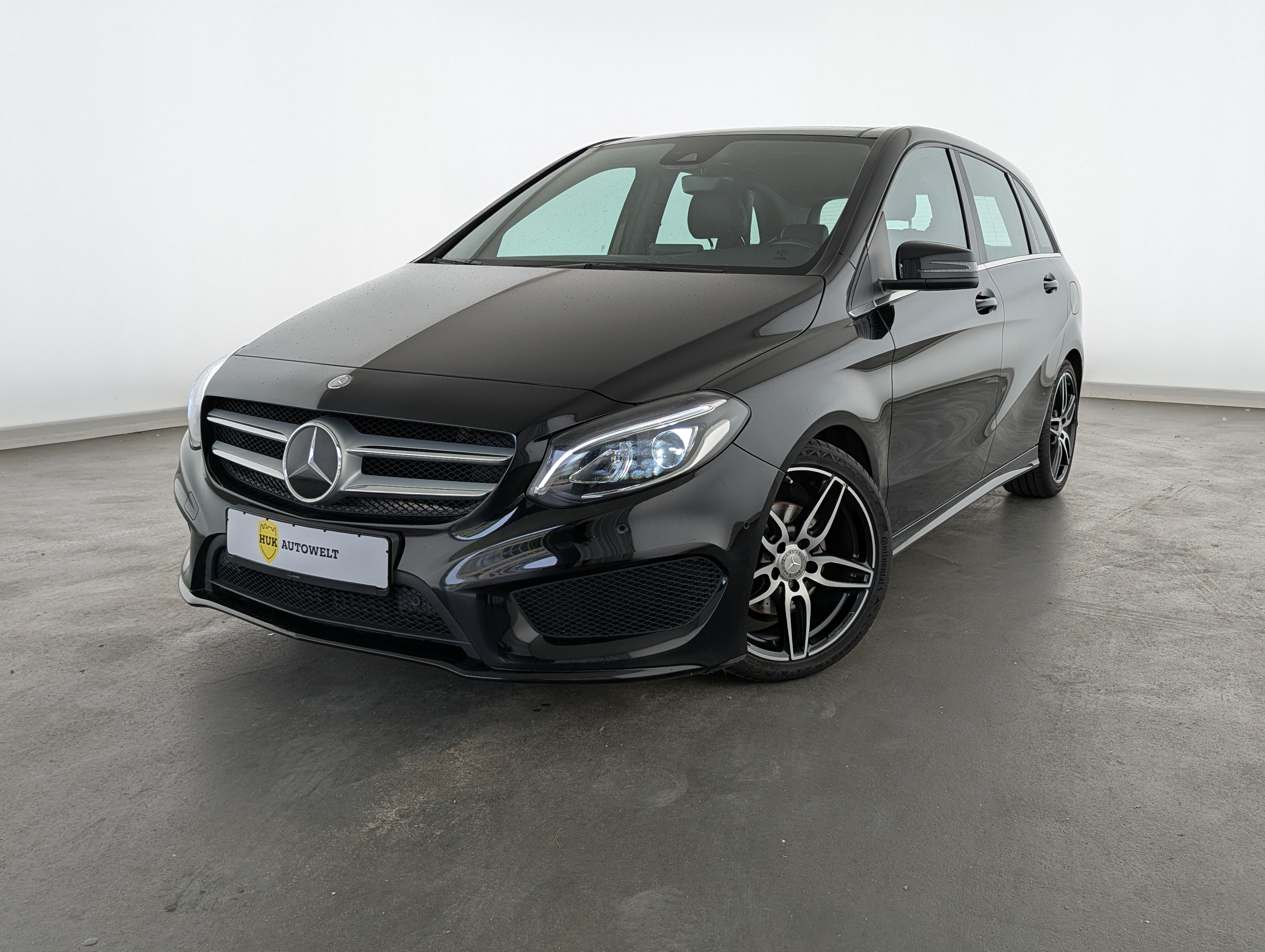 Vehicle image 0