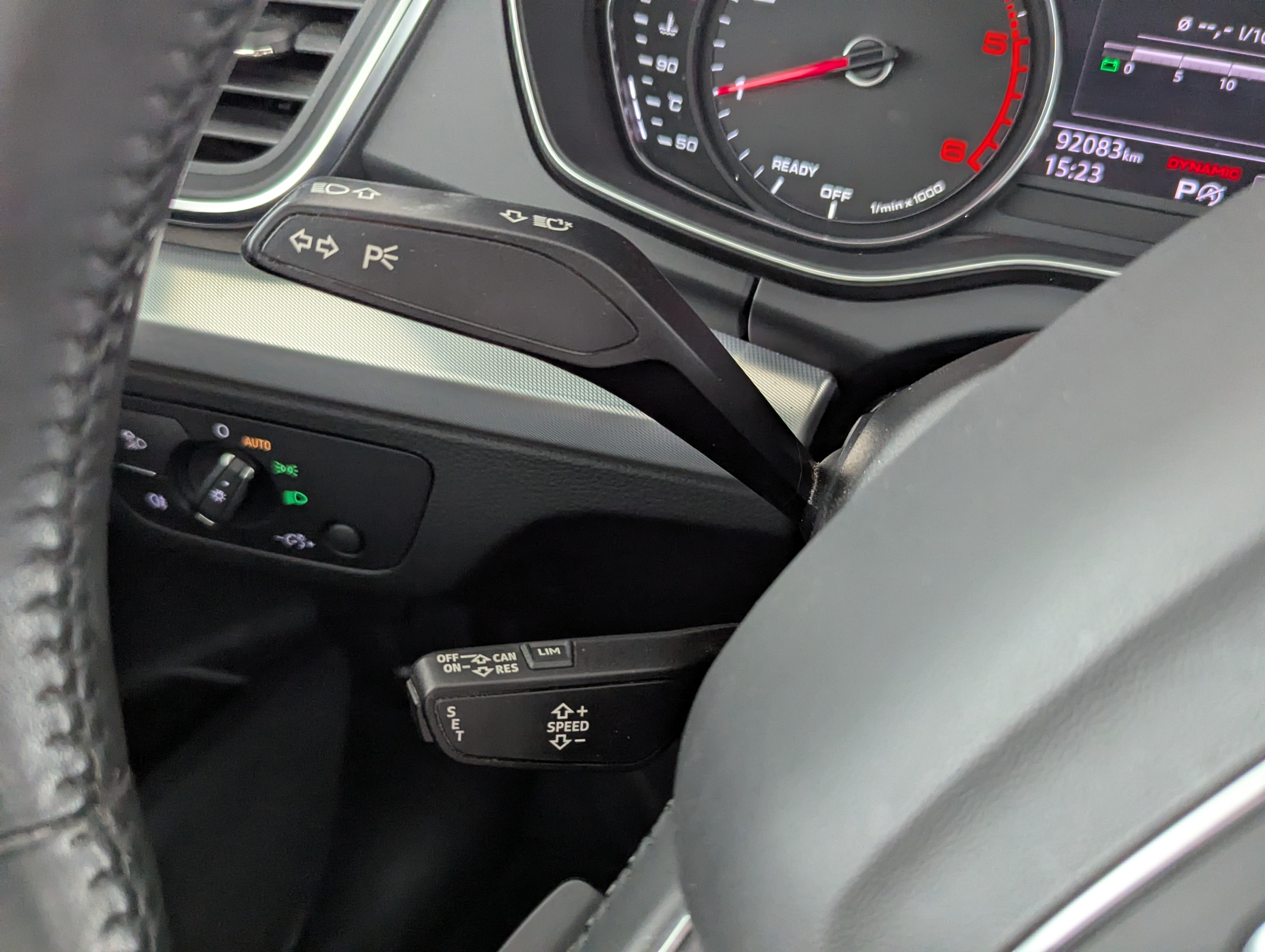 Vehicle image 23