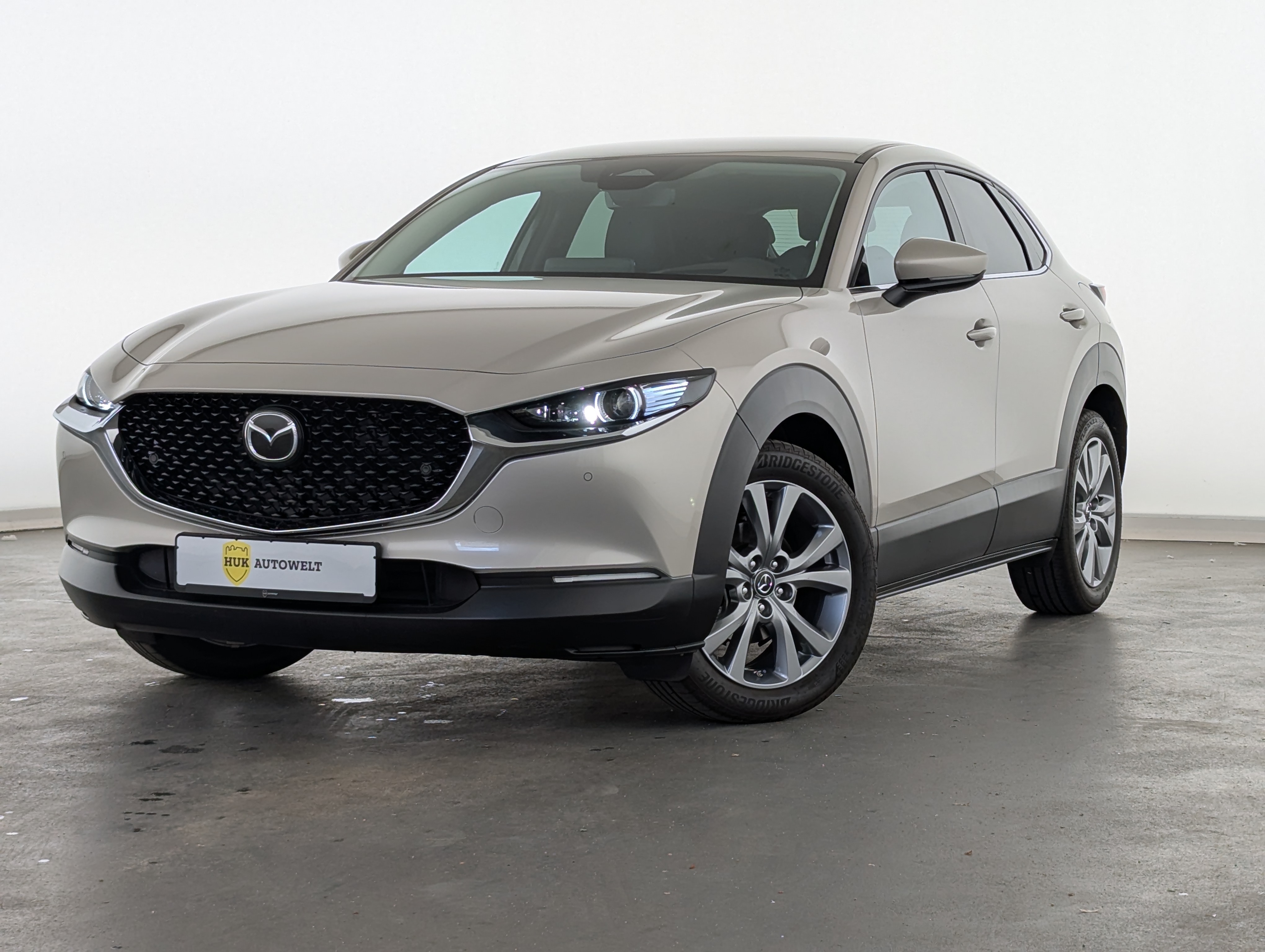 Vehicle image 0