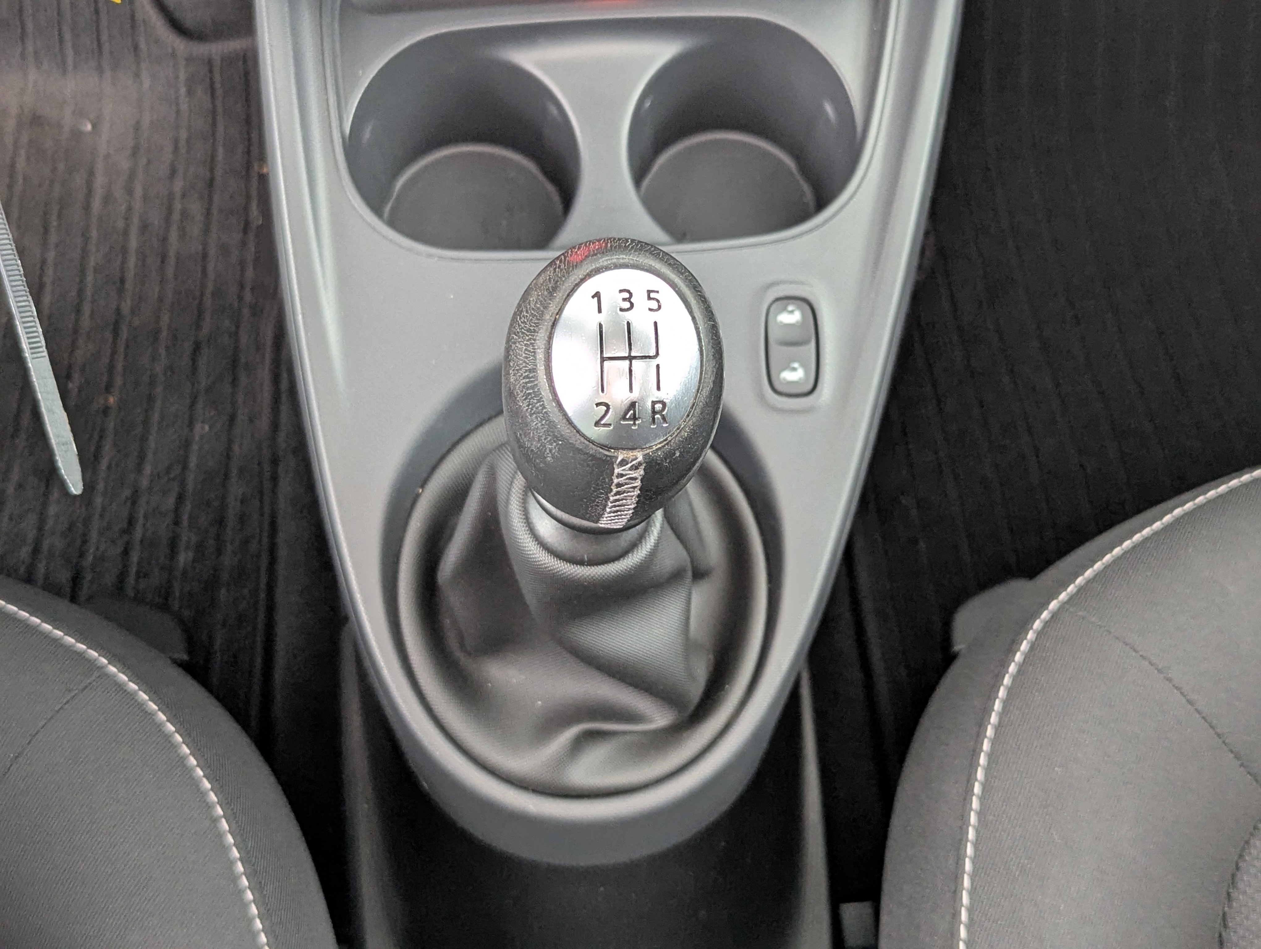 Vehicle image 20