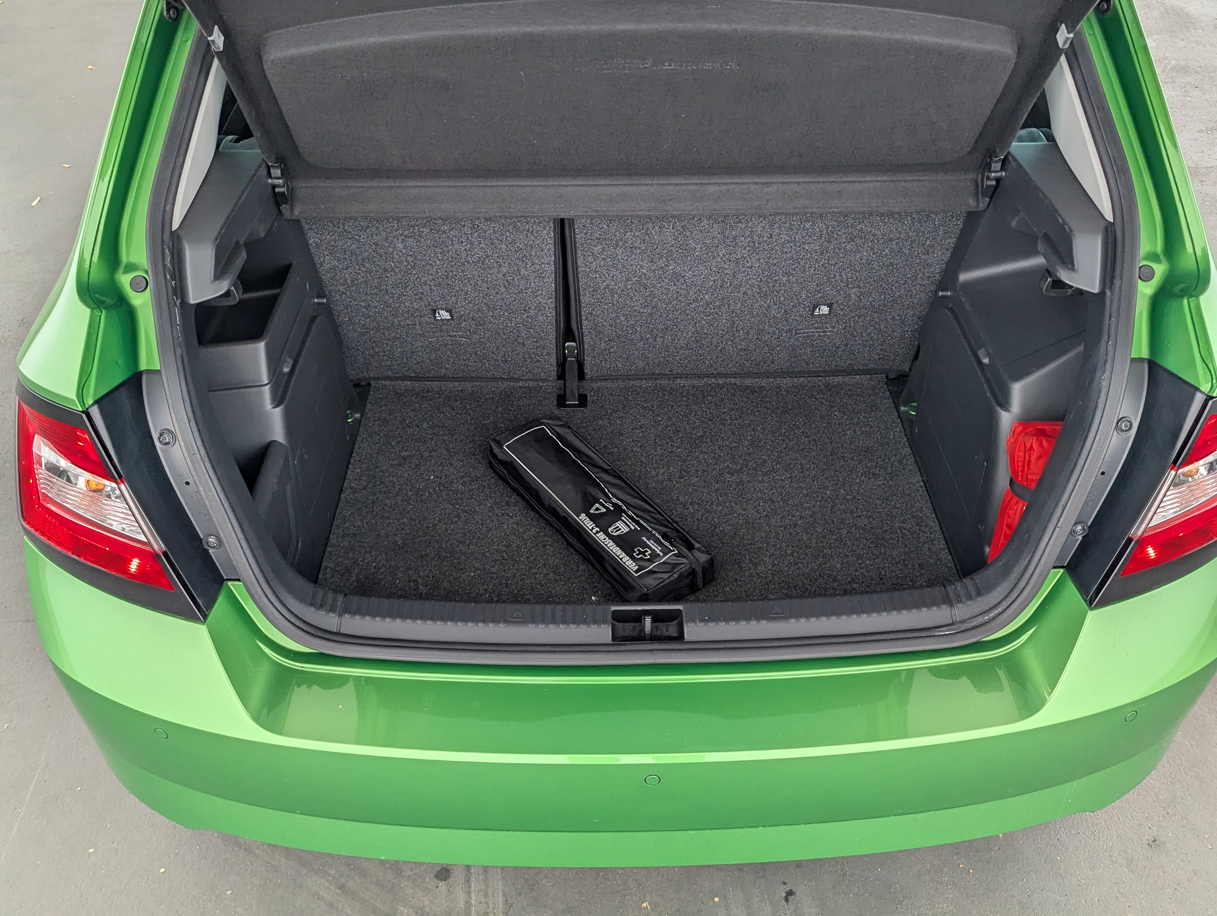 Vehicle image 8