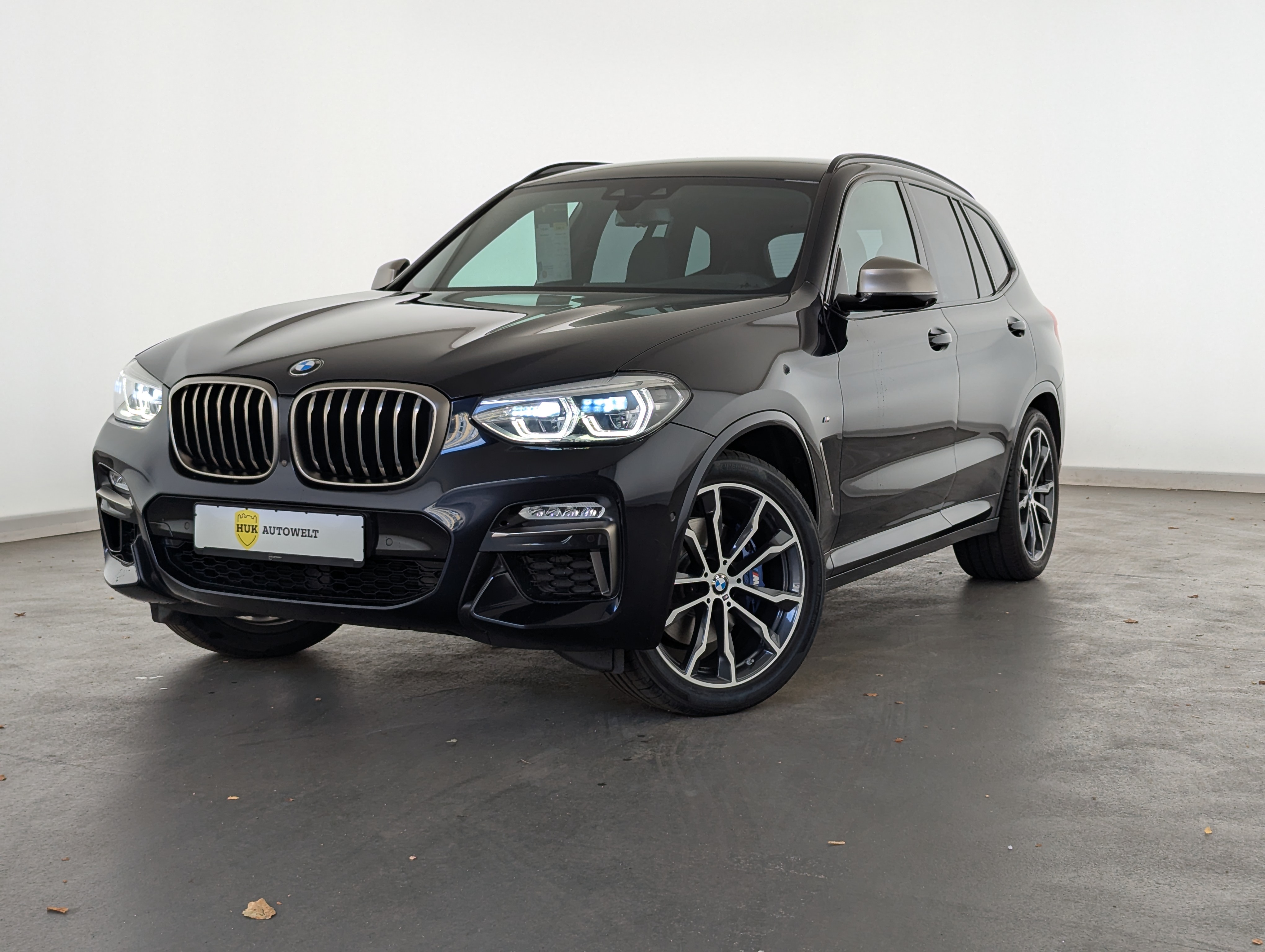 Vehicle image 0