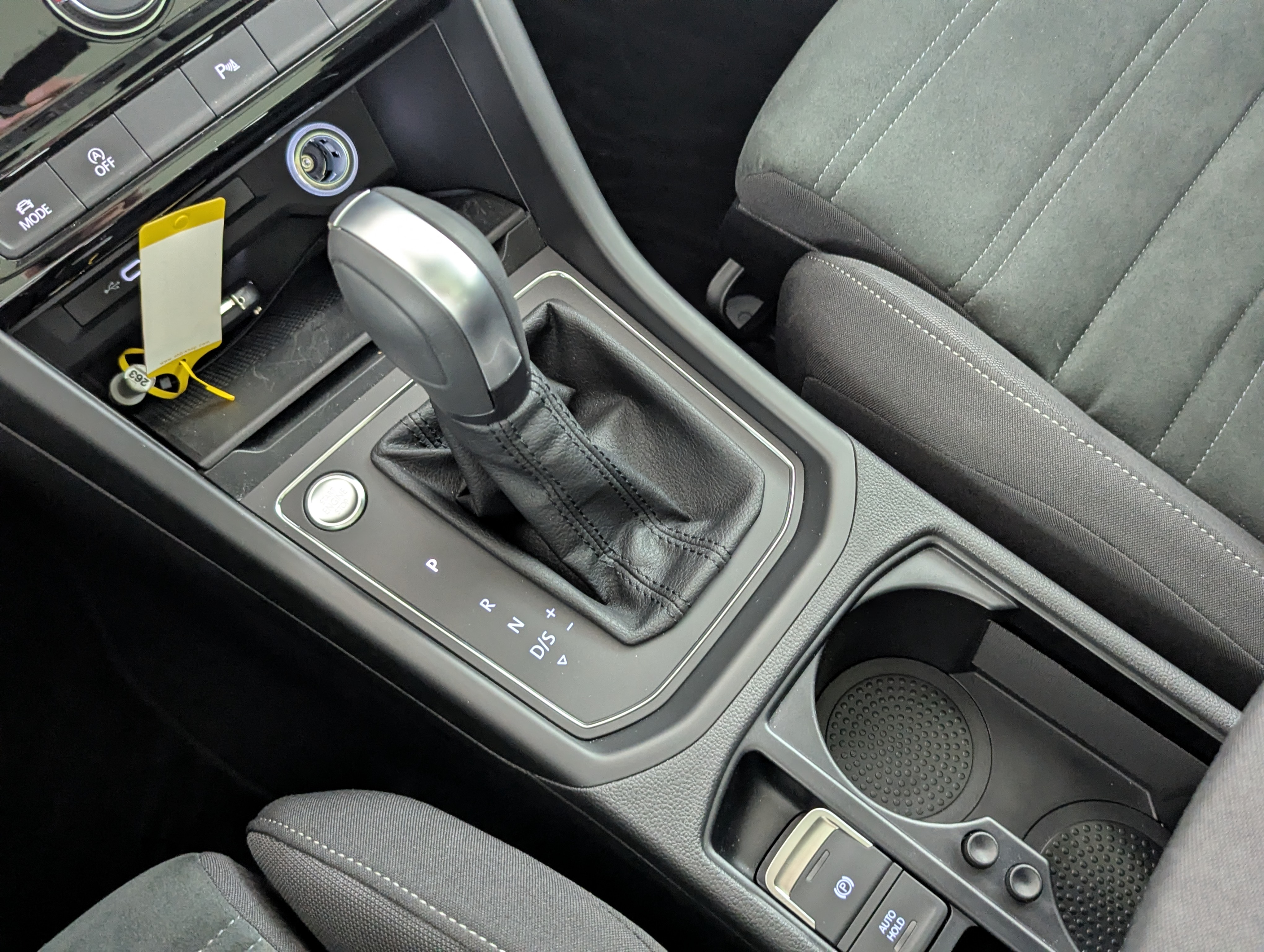Vehicle image 20