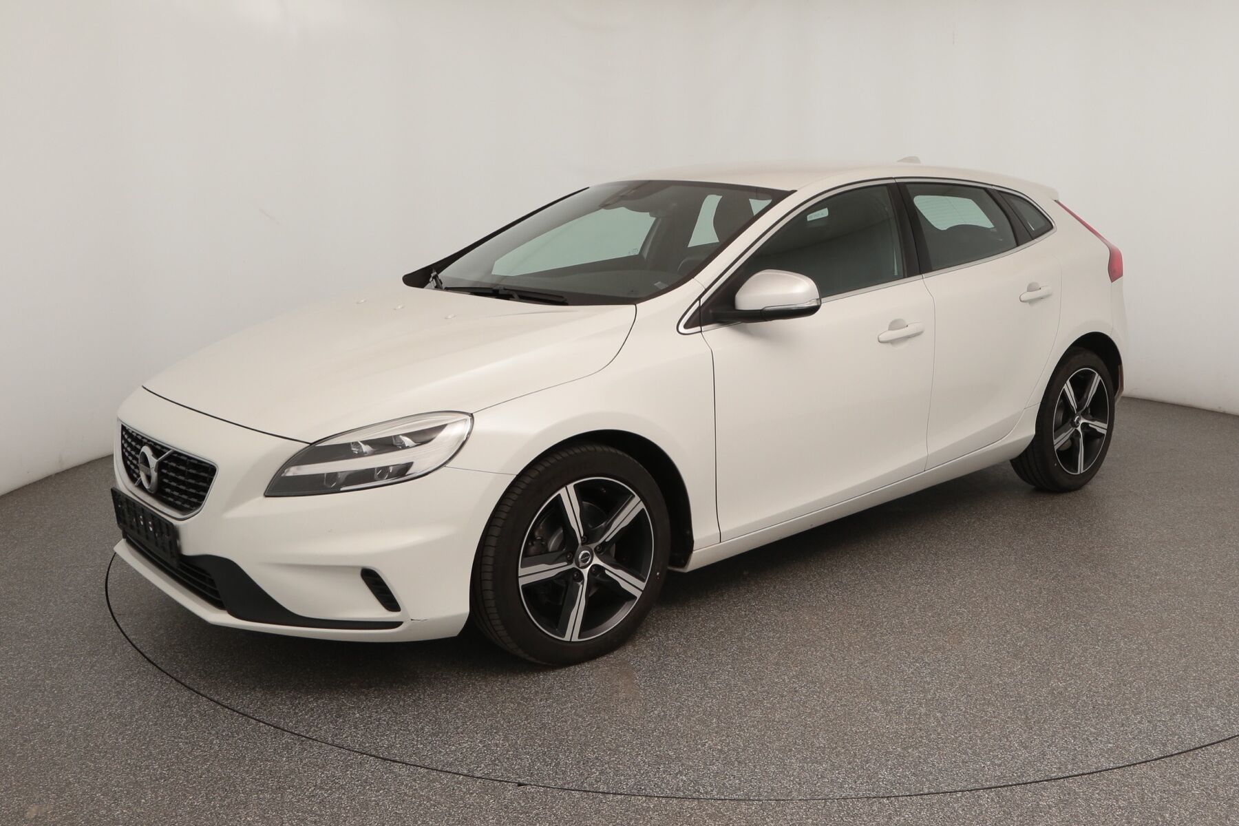 Vehicle image 0
