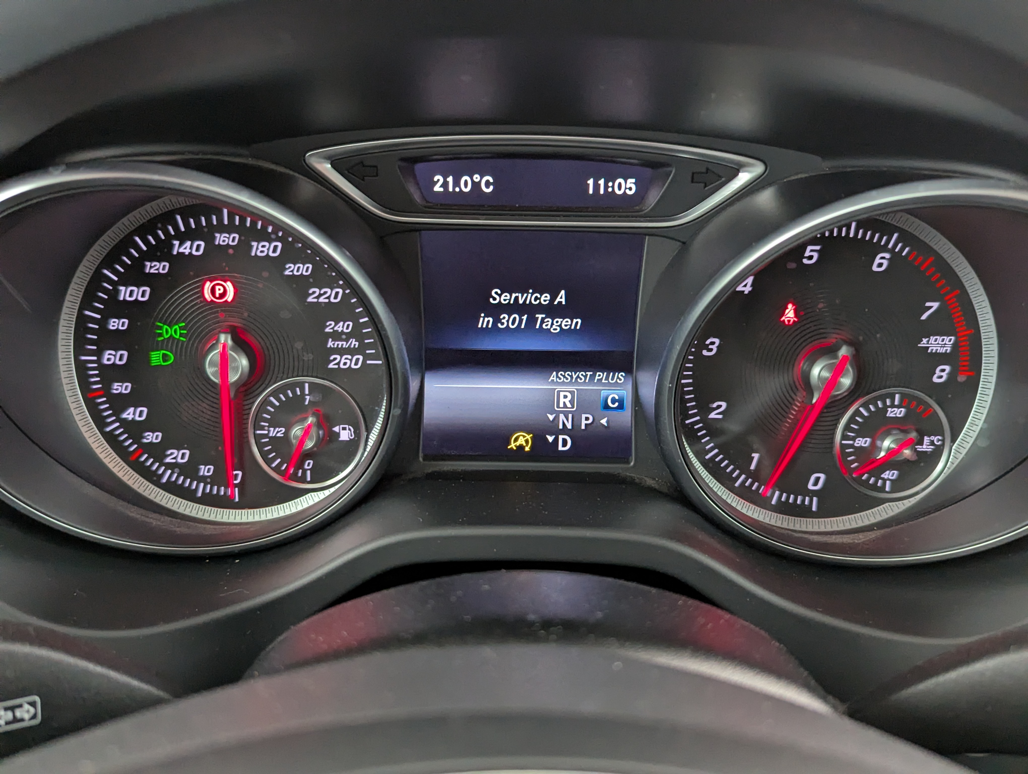 Vehicle image 21