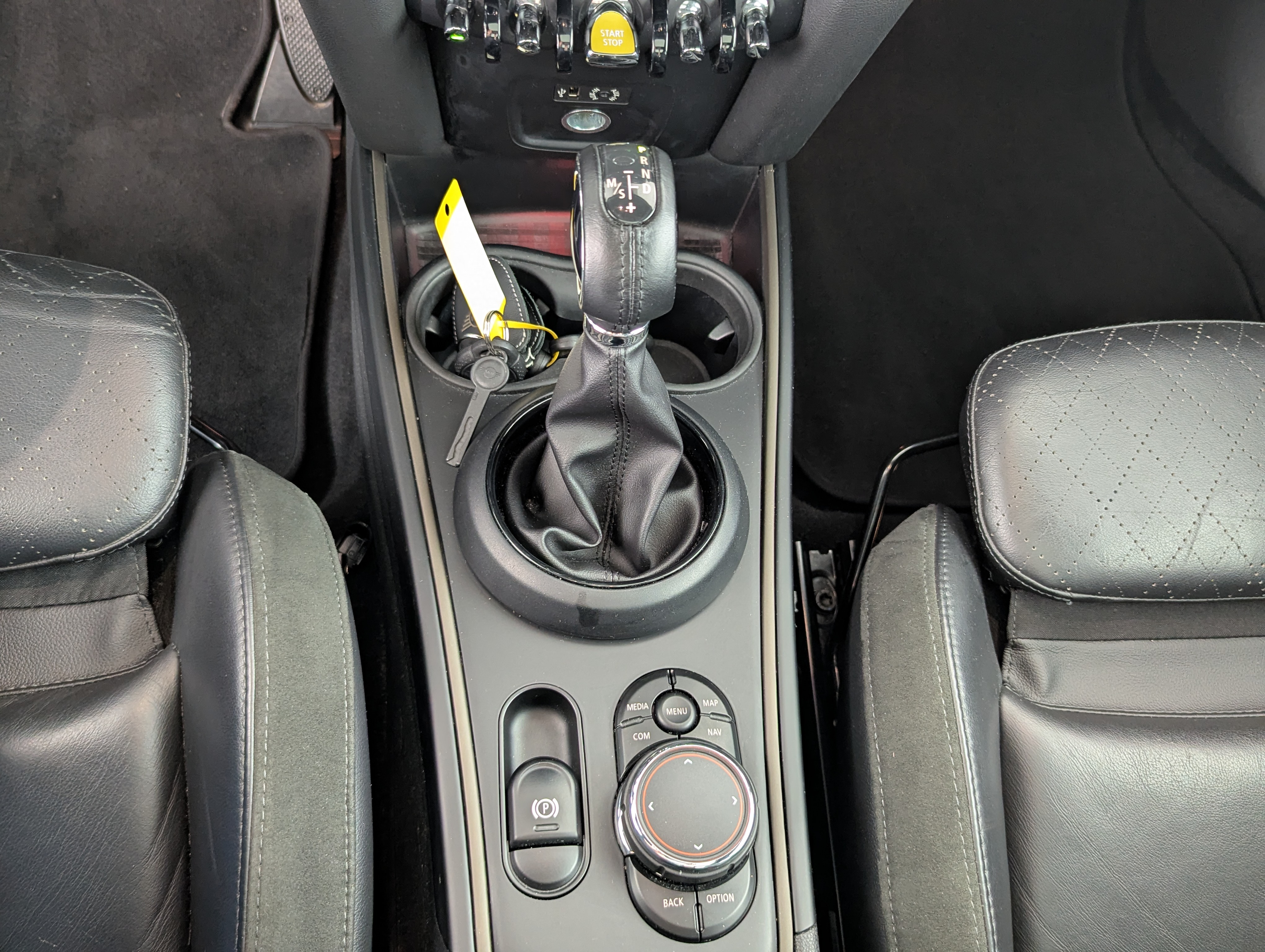 Vehicle image 20