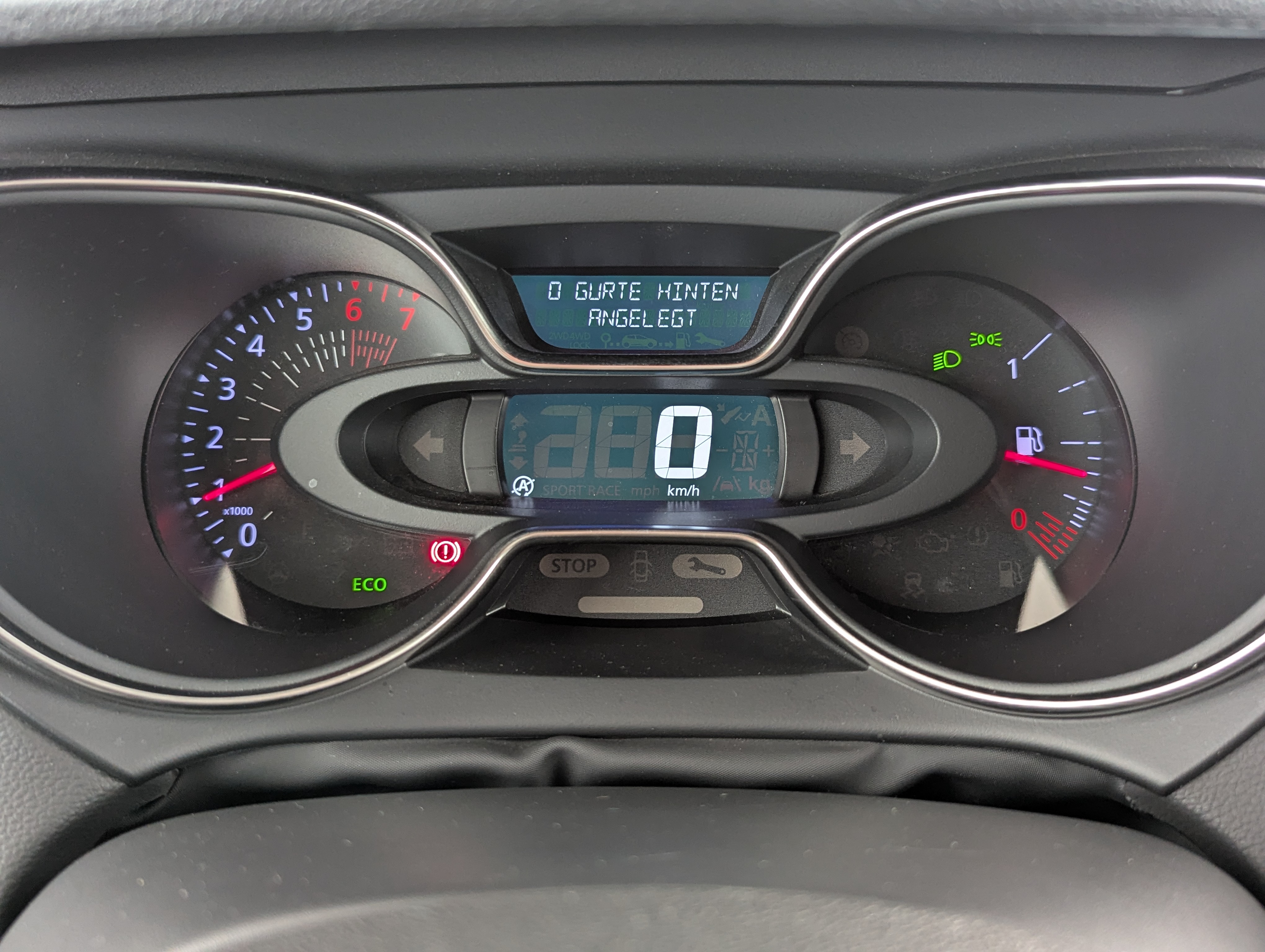 Vehicle image 14