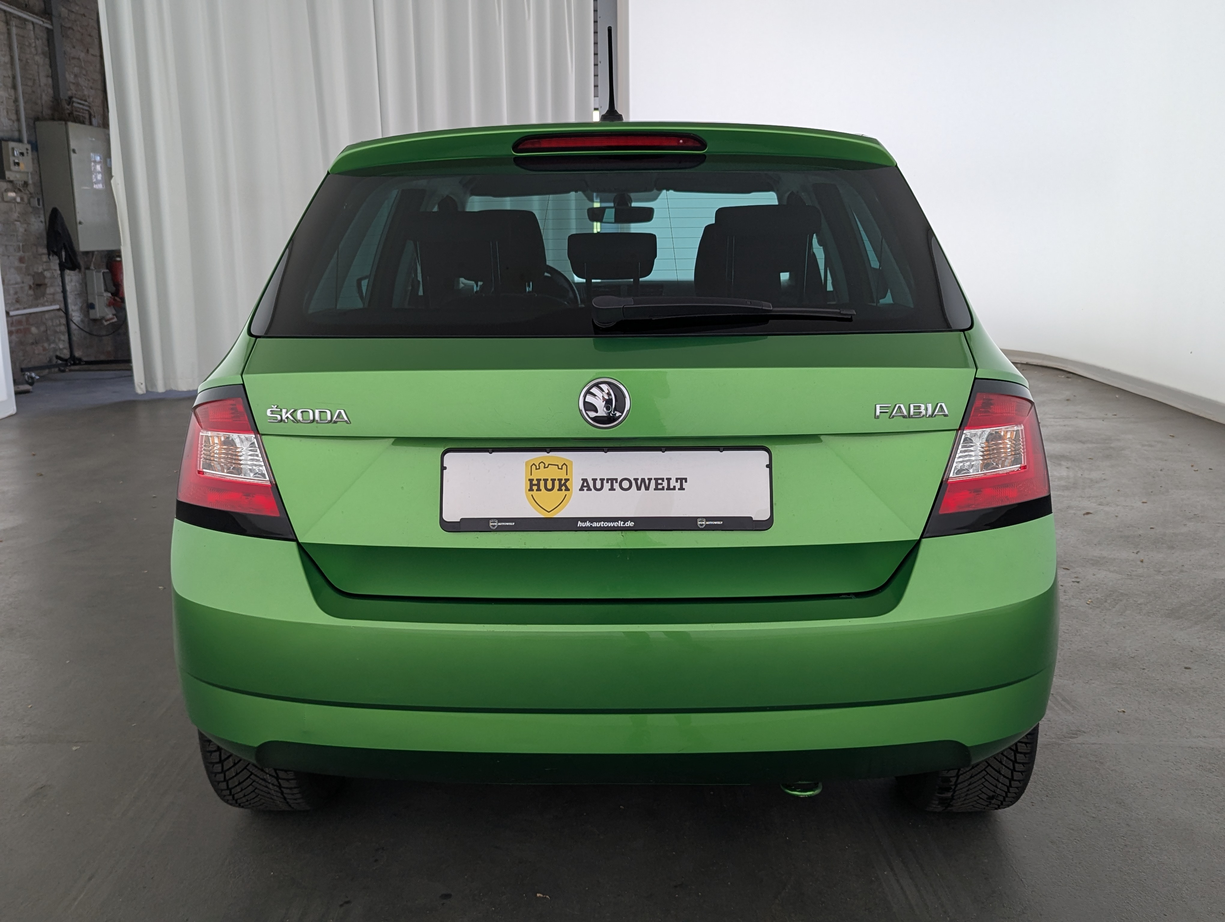 Vehicle image 5