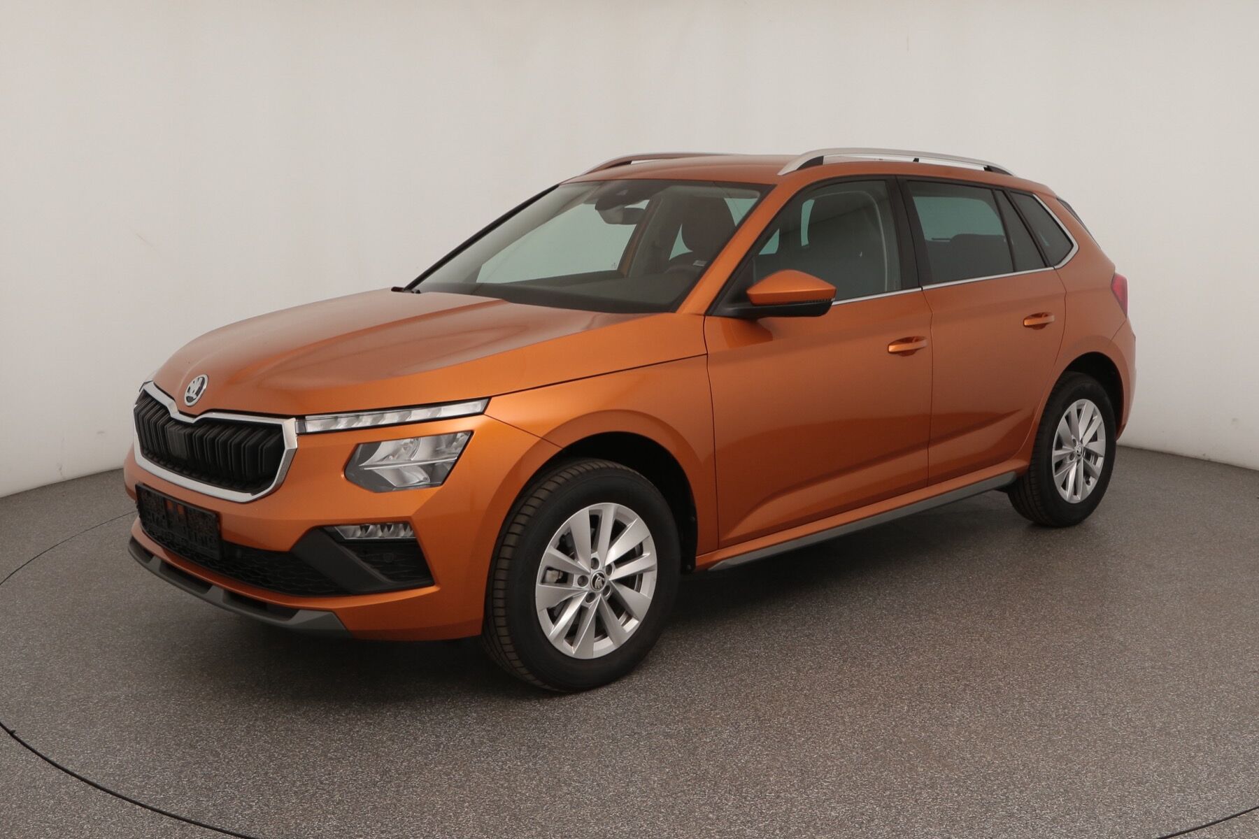 Vehicle image 0