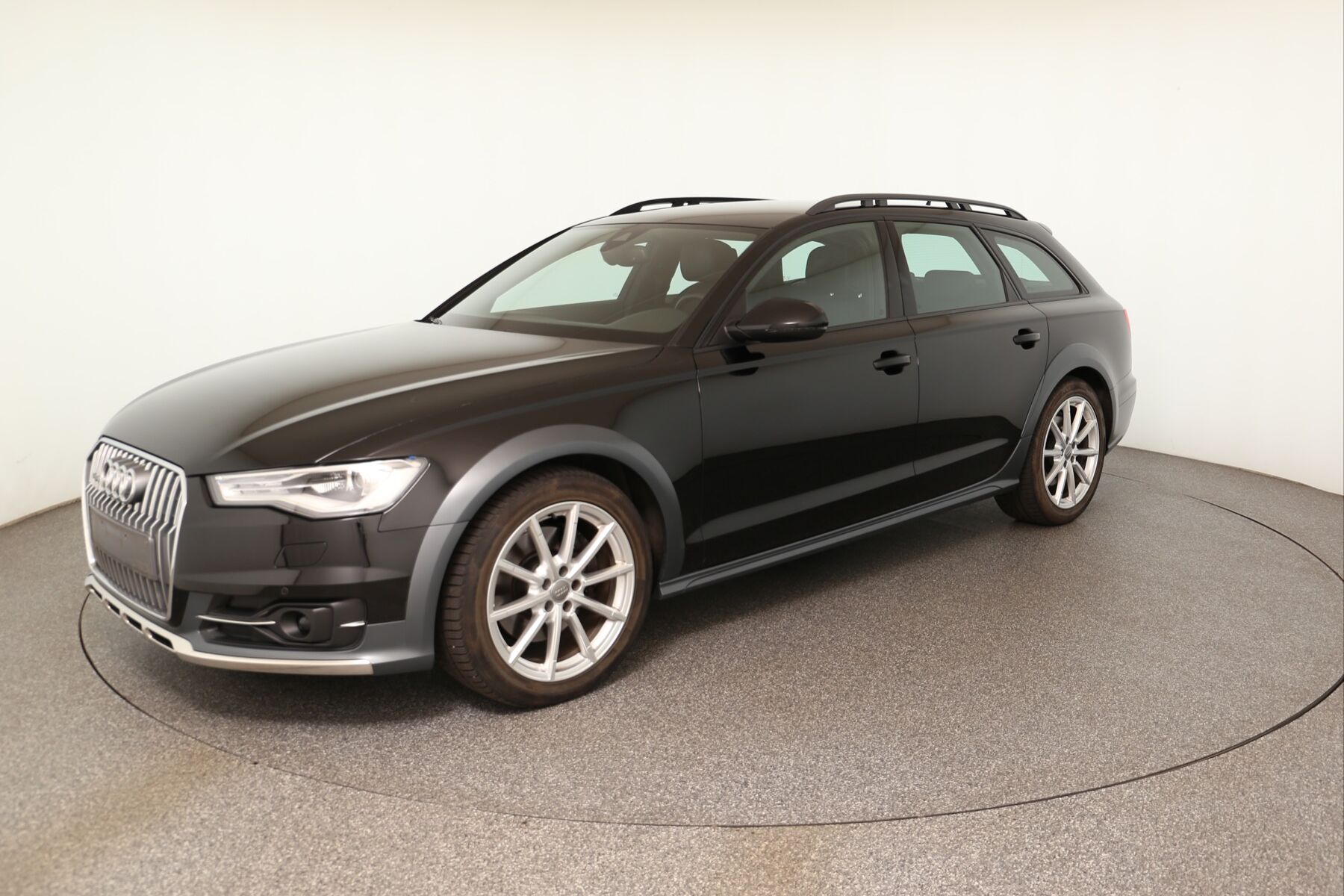 Vehicle image 0