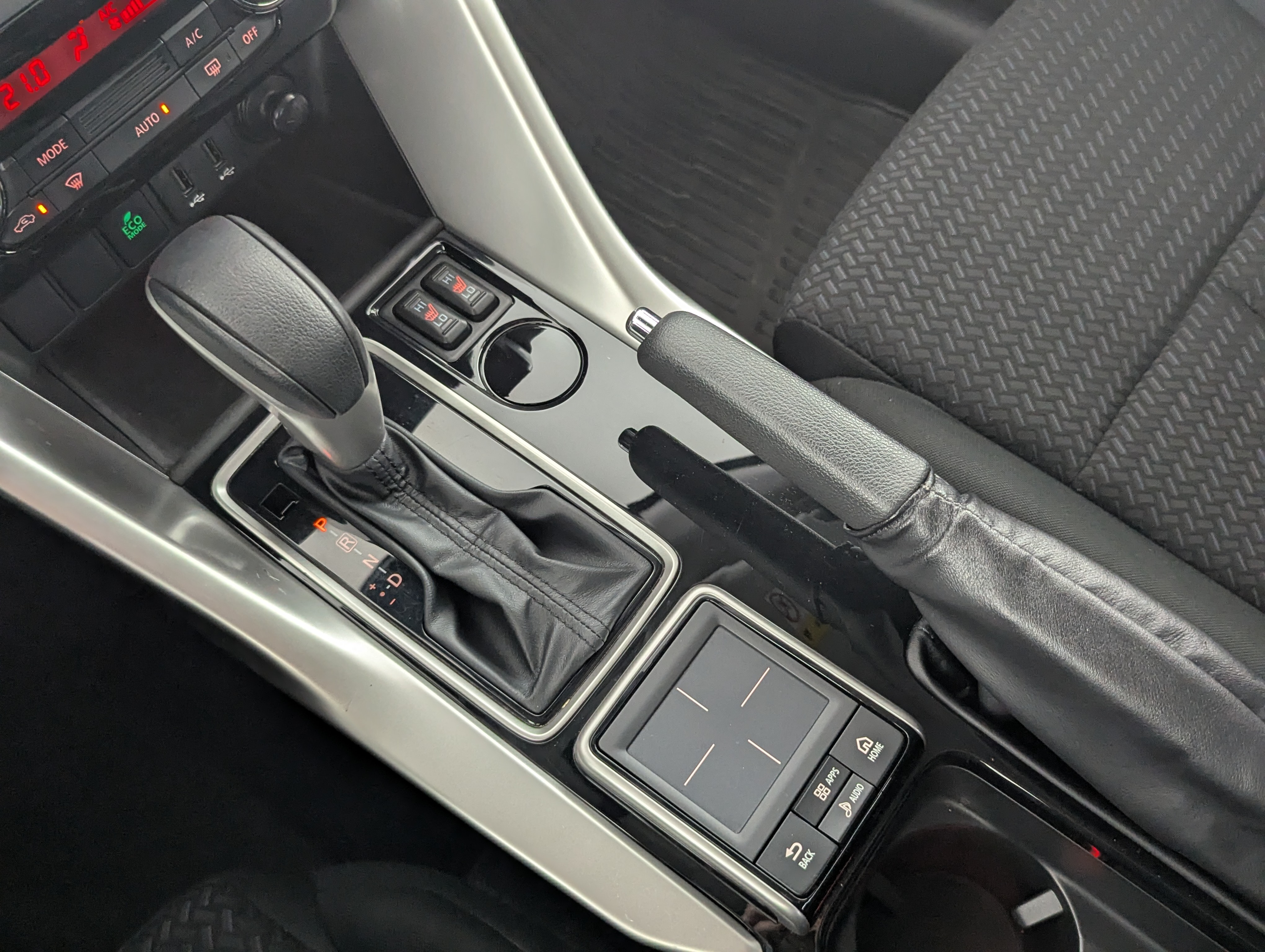 Vehicle image 18