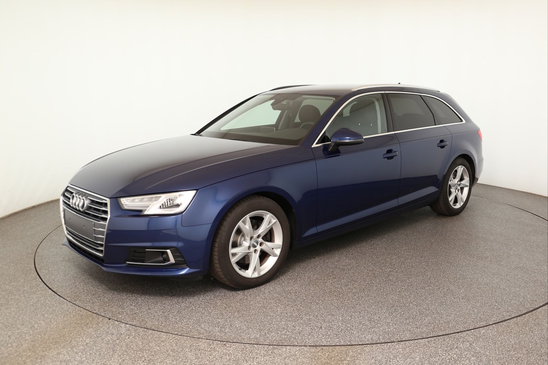 Vehicle image 0