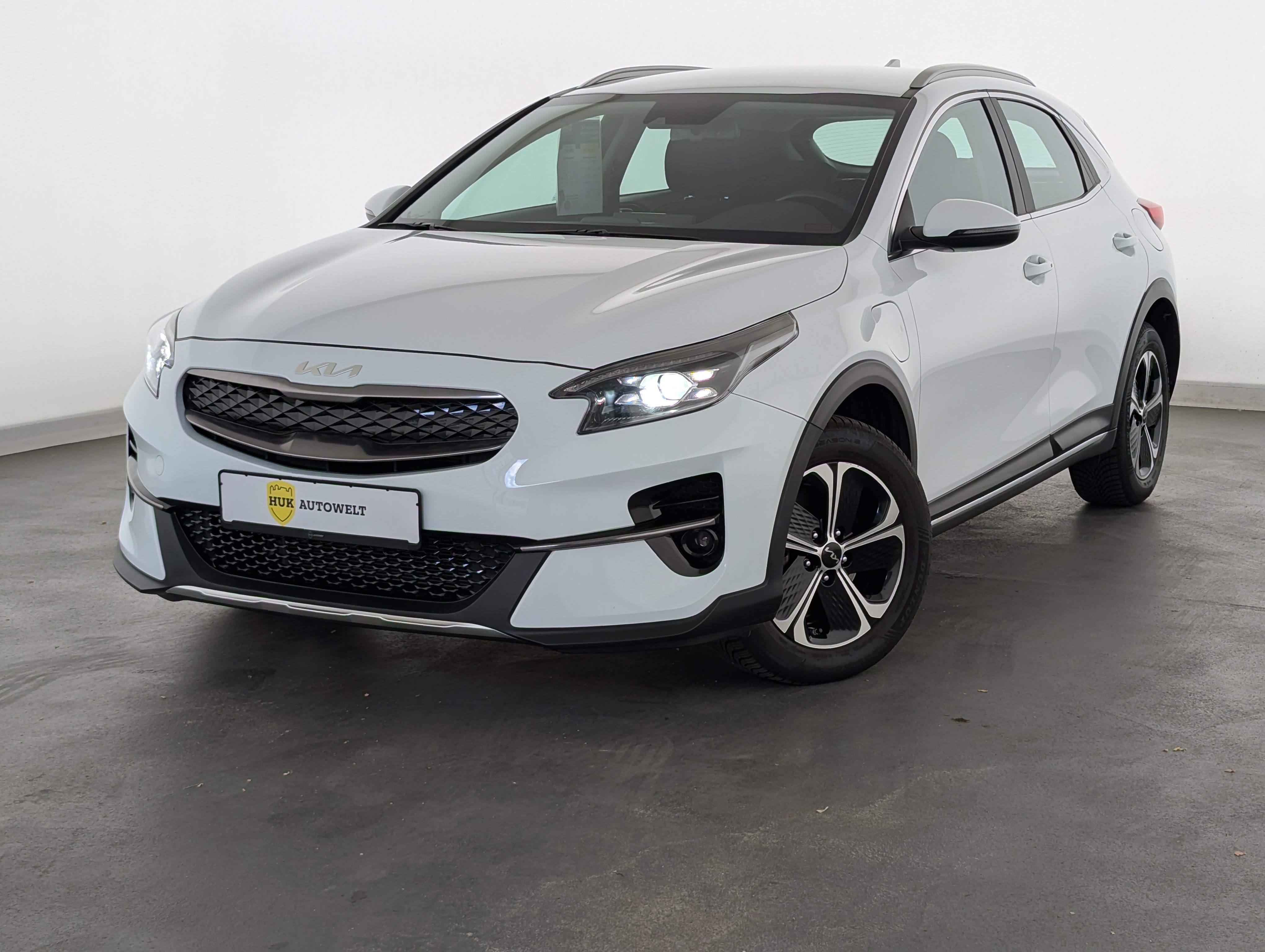 Vehicle image 0